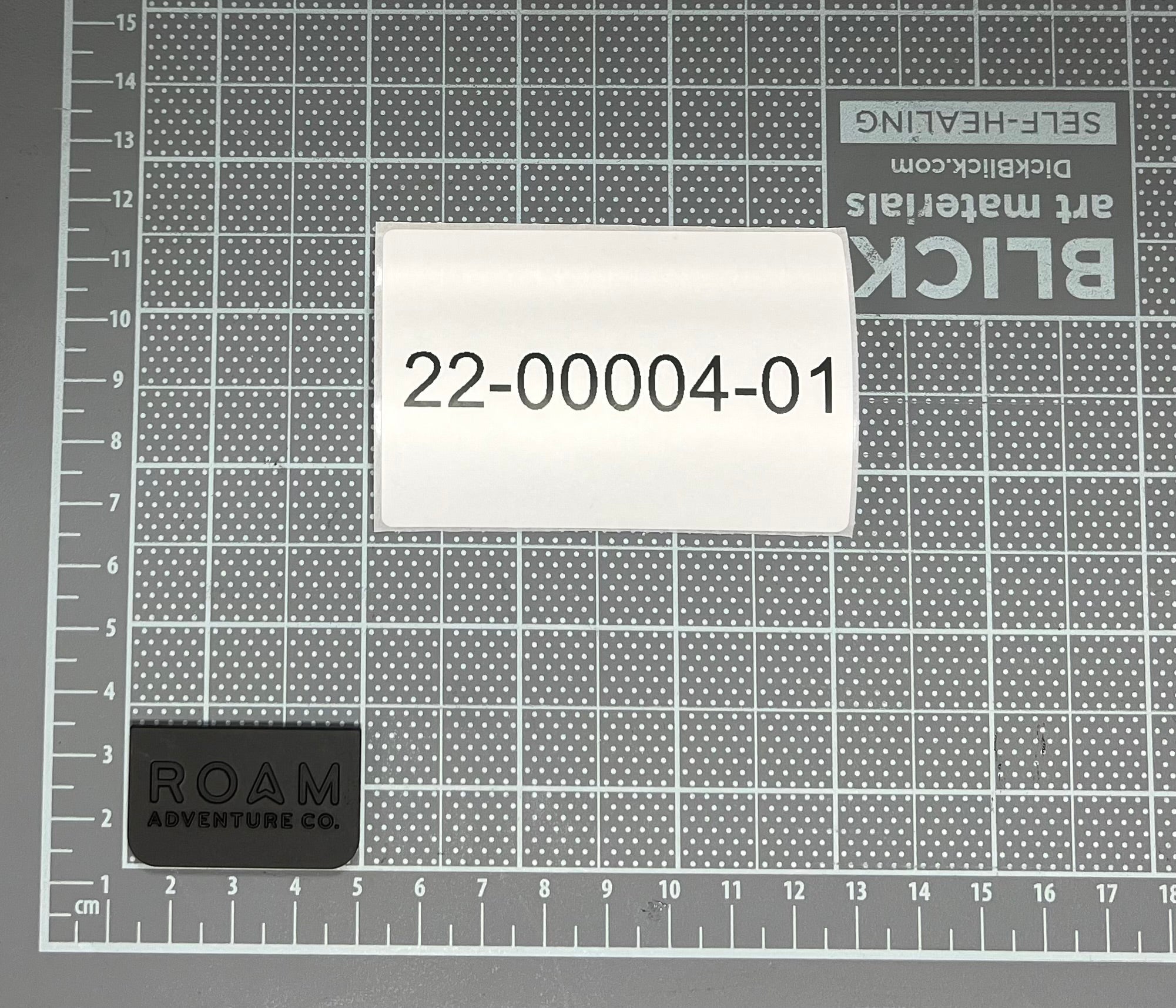 ROAM SPARE PARTS - HF - 22-00004-01 | PLATE, 20X36, ROAM LOGO