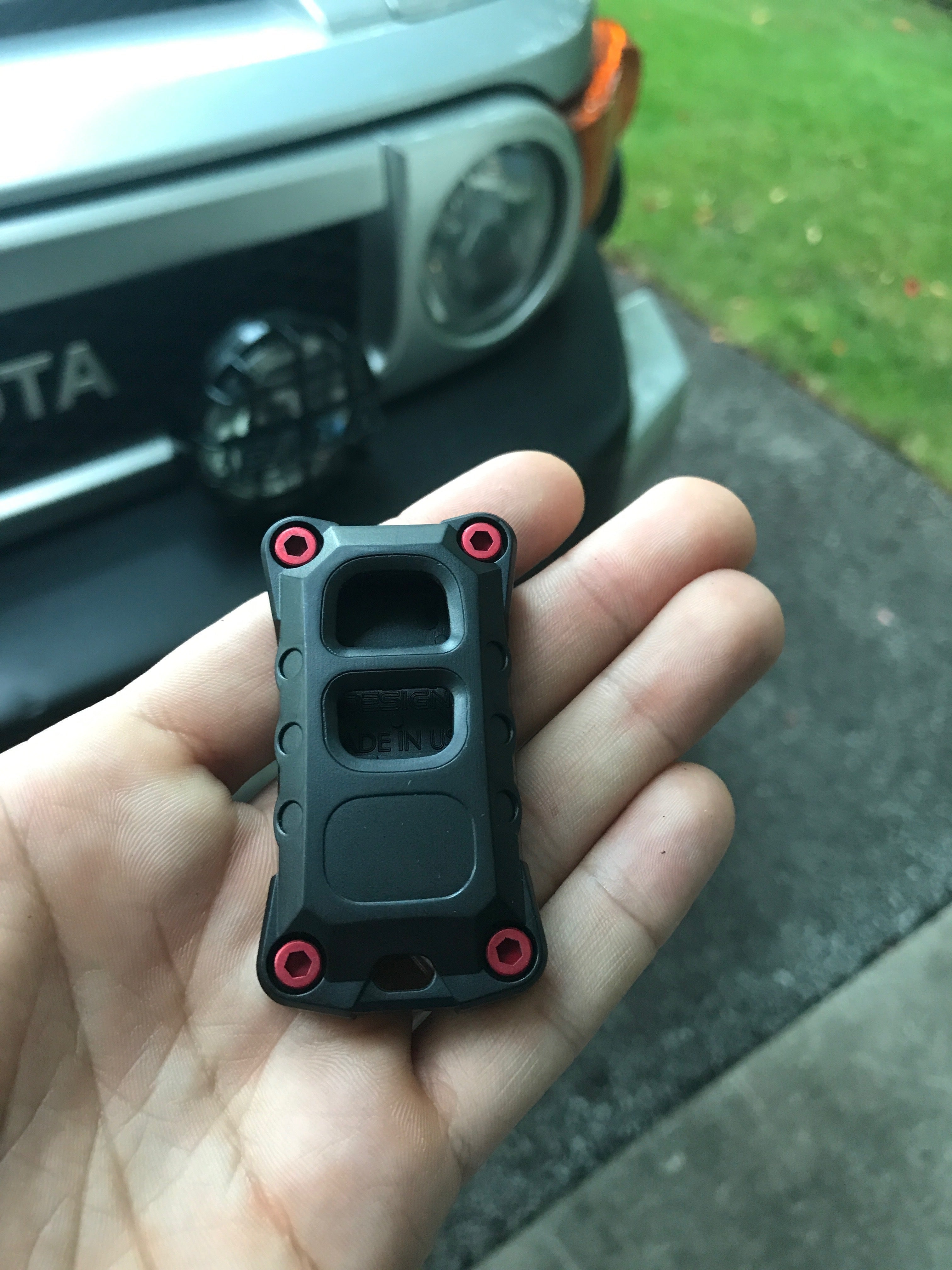 Injection Fob IF005 (2007 FJ Cruiser / 1st Gen Tundra) Compatible Replacement Key Fob