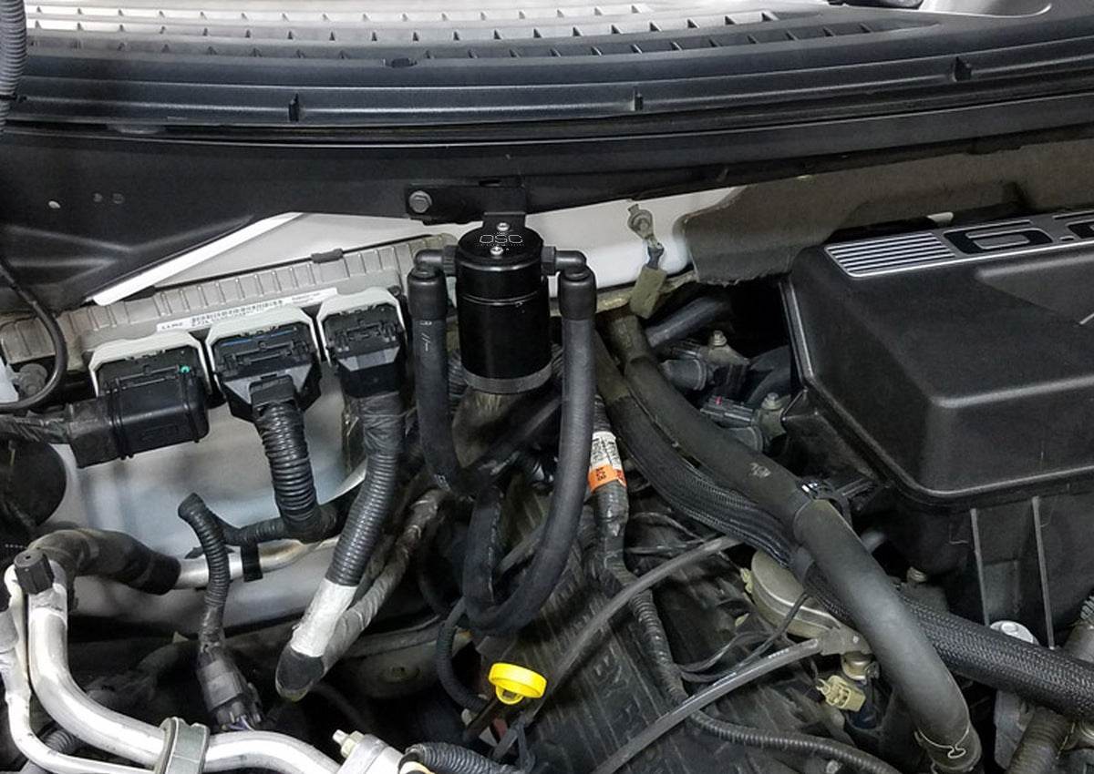 J&L Oil Separator 3.0 Passenger Side, Black Anodized