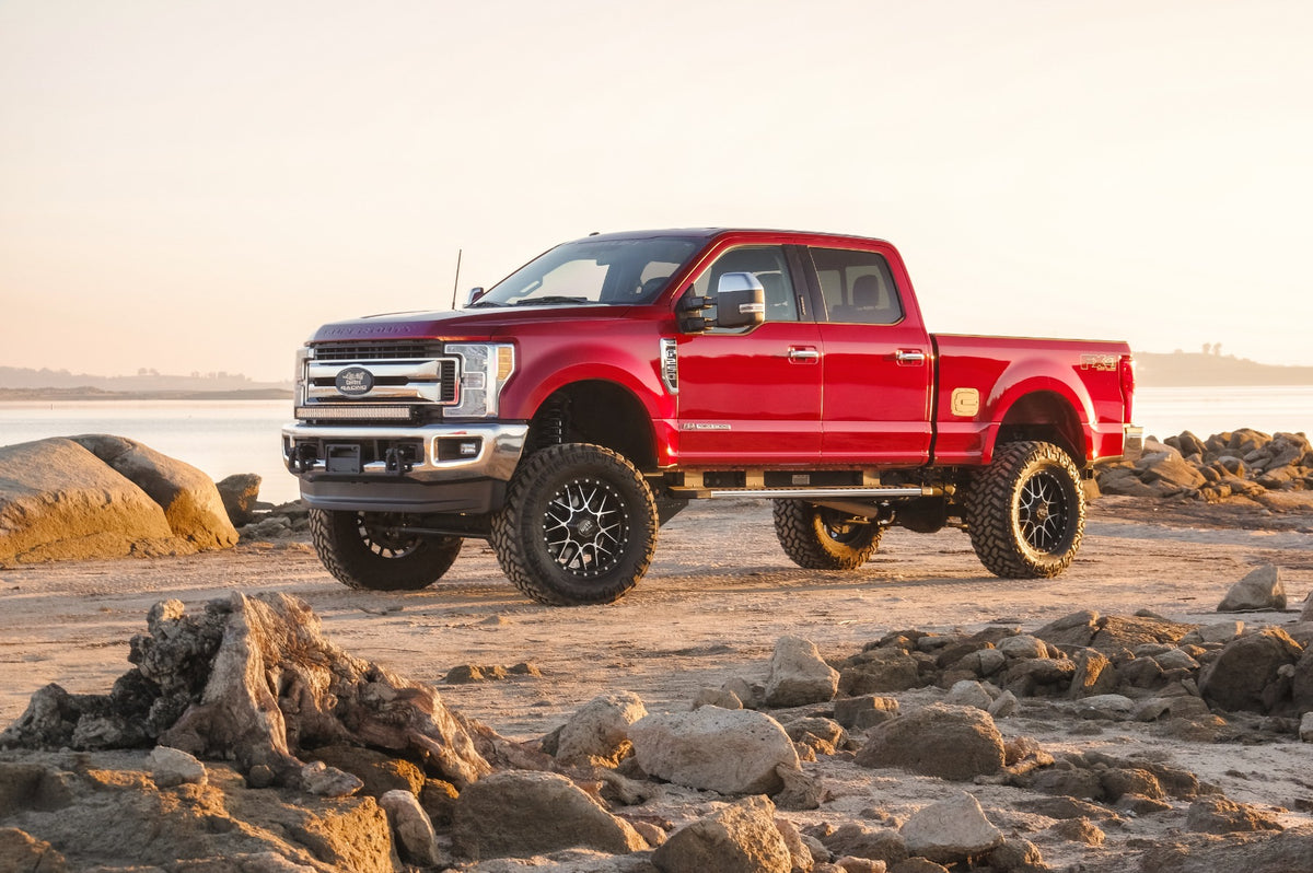 ReadyLIFT 8.5" Lift Kit W/ Falcon Shocks - Ford Super Duty Diesel F250/F350 4WD 2017-2022