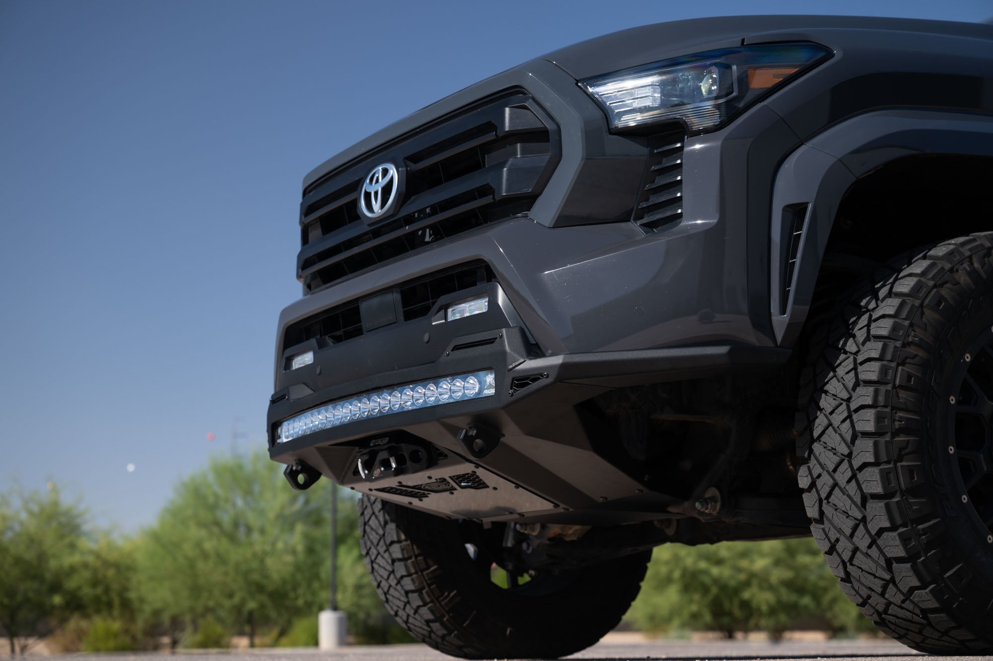 4th-gen-Toyota-Tacoma-Stealth-Fighter-Winch-Front-Bumper-Outdoor-4 - NVMOS