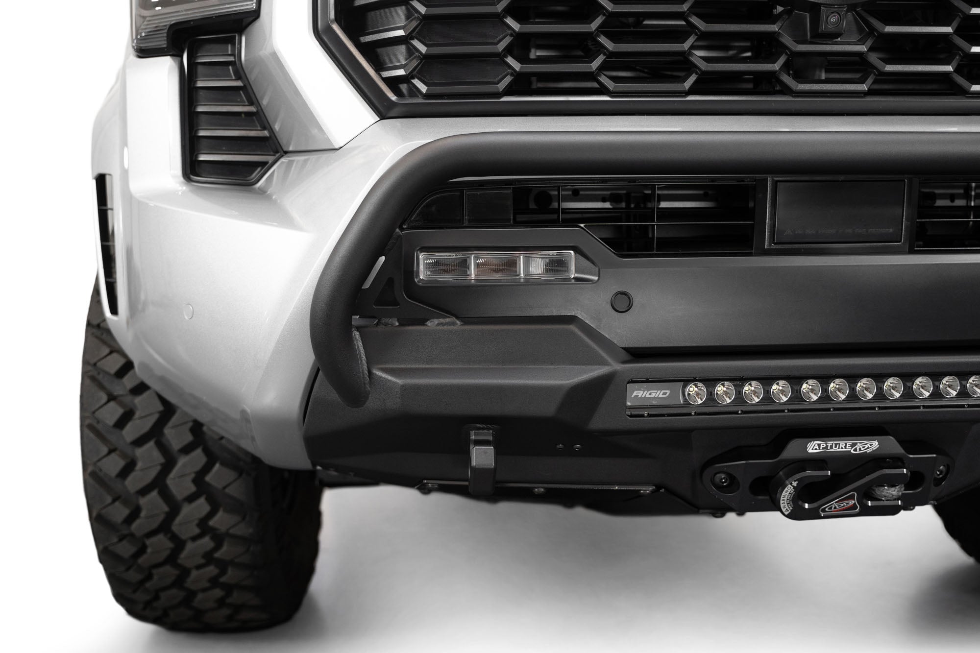 4th-gen-Toyota-Tacoma-Stealth-Series-Center-Mount-Winch-Front-Bumper-with-Top-Hoop-6 - NVMOS