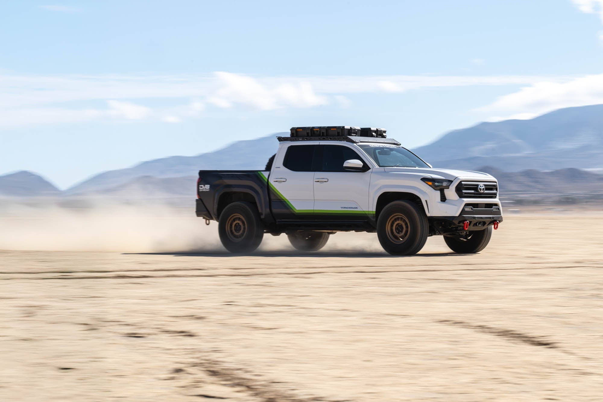 4th-gen-tacoma-rock-sliders-sand-bed-3 - NVMOS