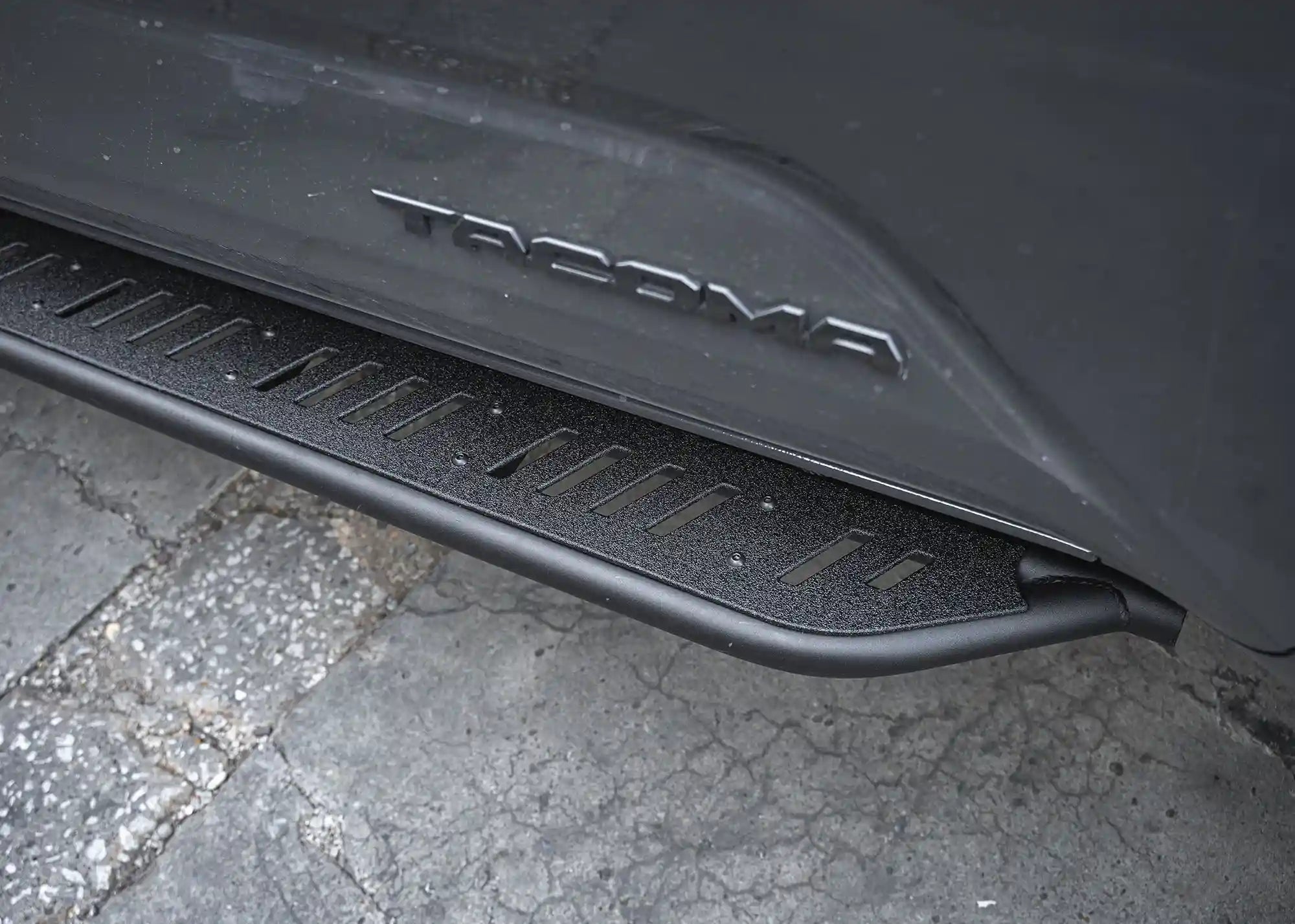 4th-gen-tacoma-side-steps-rock-sliders - NVMOS