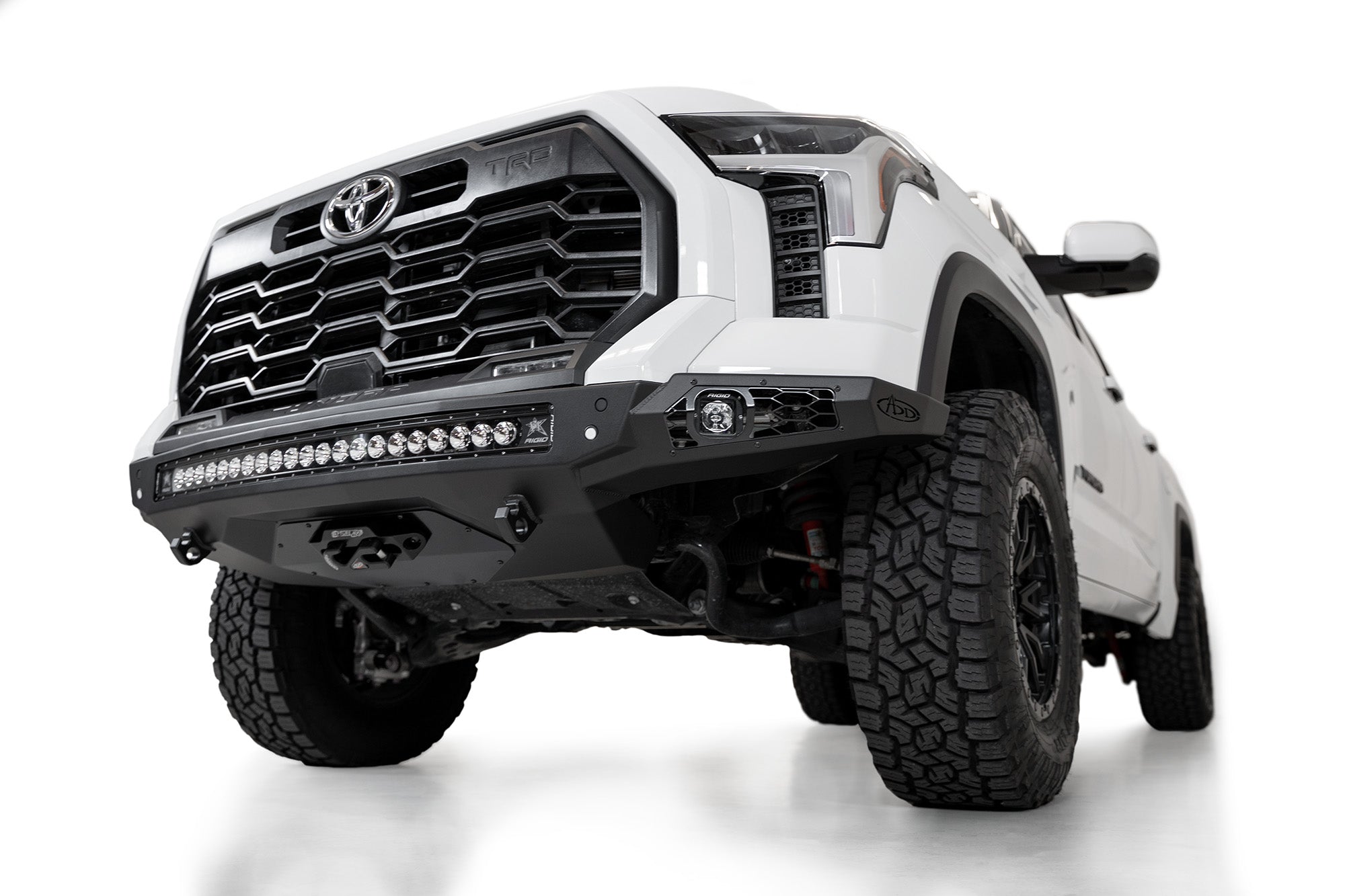 4th-gen-toyota-tundra-front-bumper-winch - NVMOS