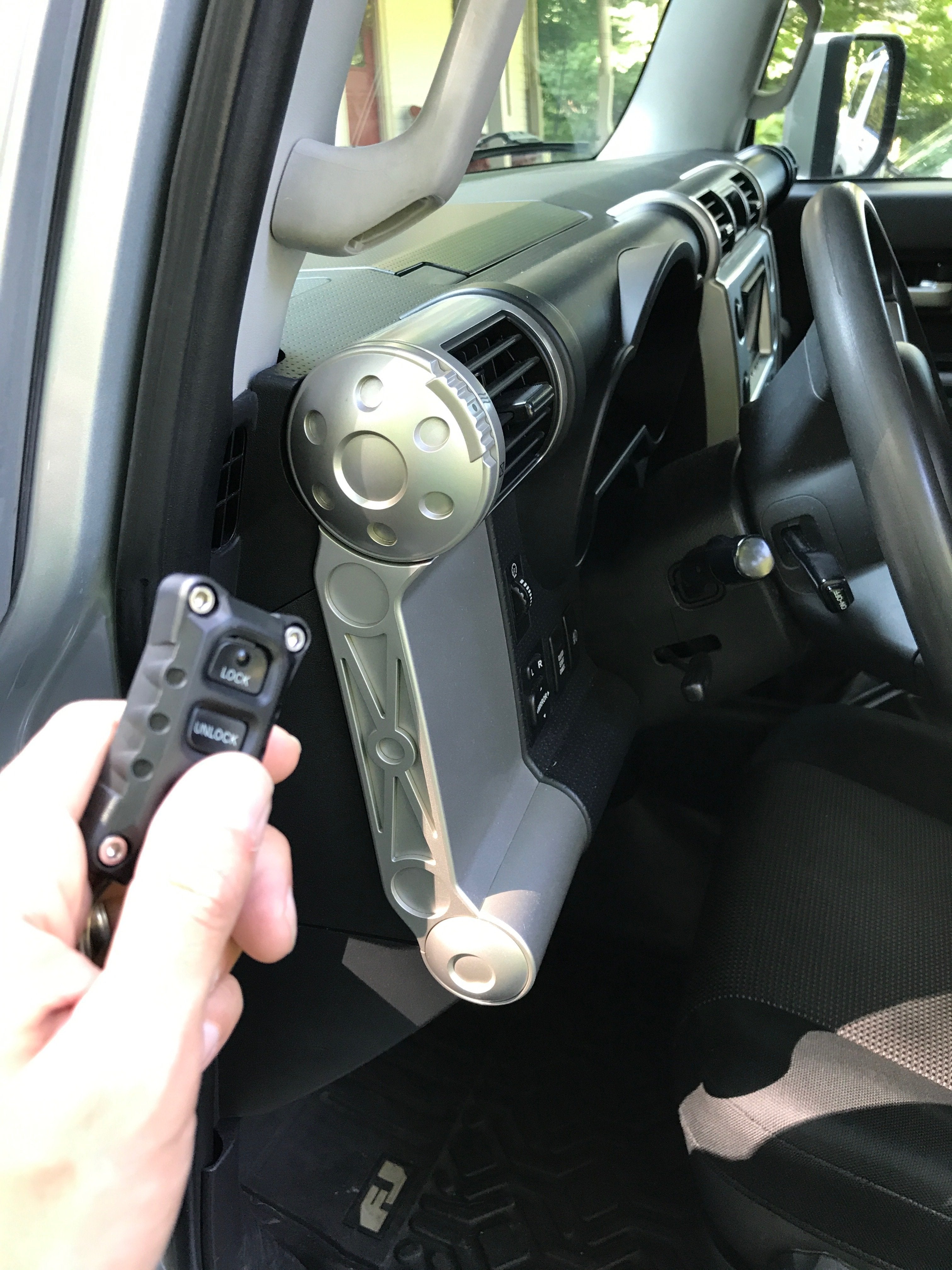 Injection Fob IF005 (2007 FJ Cruiser / 1st Gen Tundra) Compatible Replacement Key Fob