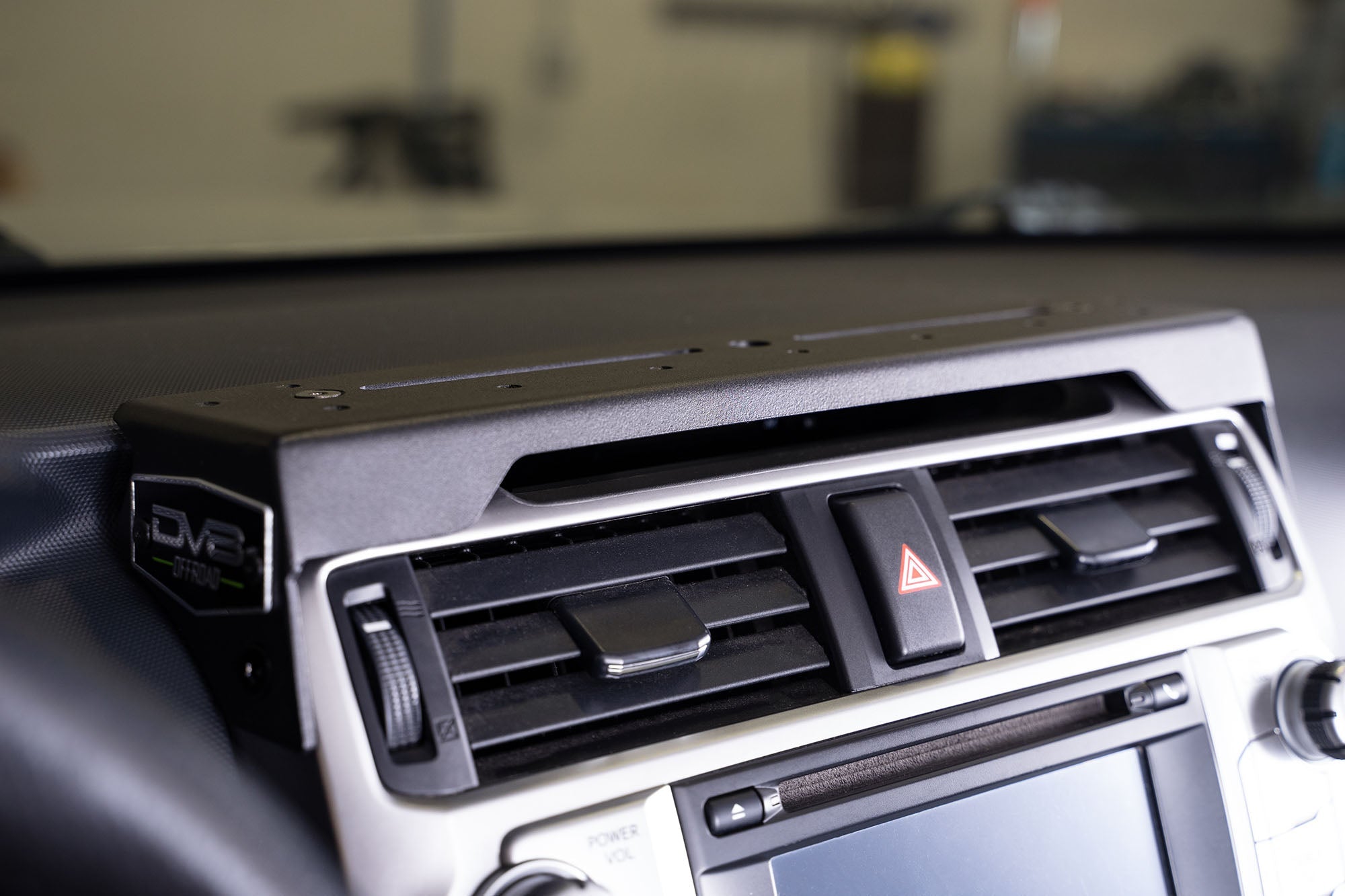 5th-gen-4runner-phone-mount-device - NVMOS