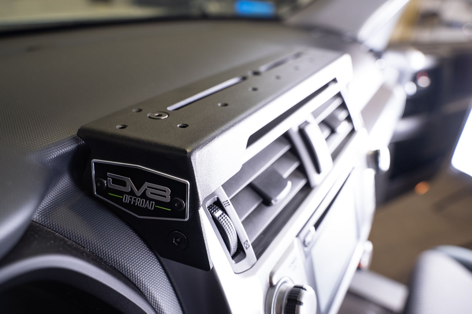 5th-gen-toyota-4runner-phone-mount-device - NVMOS