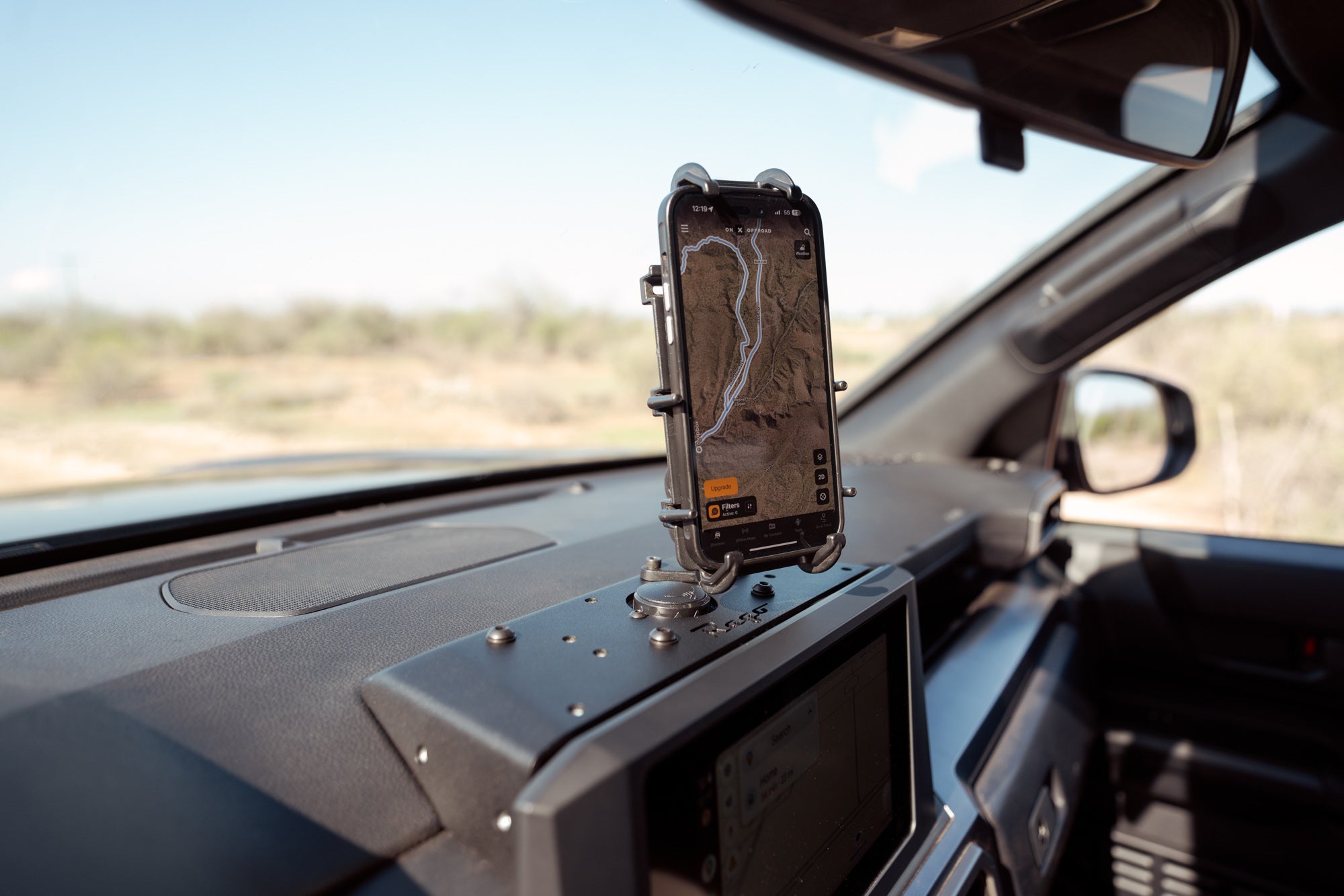 6th-Gen-4Runner-Device-Dash-Mount-Installed-8 - NVMOS