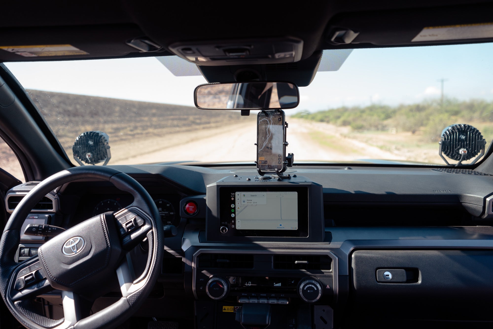 6th-Gen-4Runner-Device-Dash-Mount-Installed-9 - NVMOS
