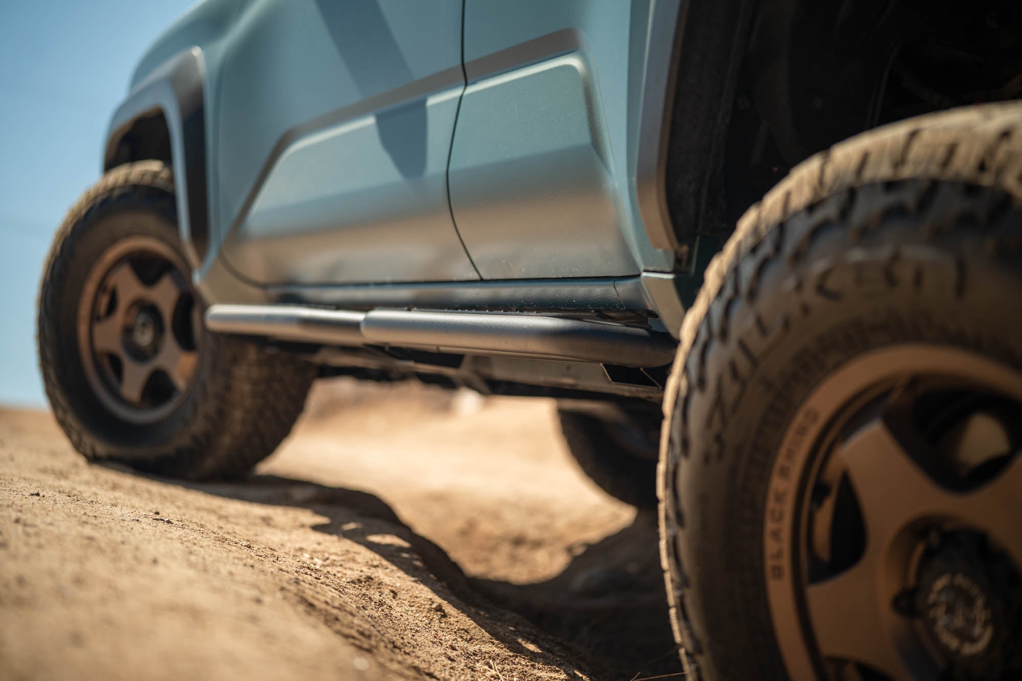 6th-gen-Toyota-4Runner-OE-Plus-Side-Steps-Installed-2 - NVMOS