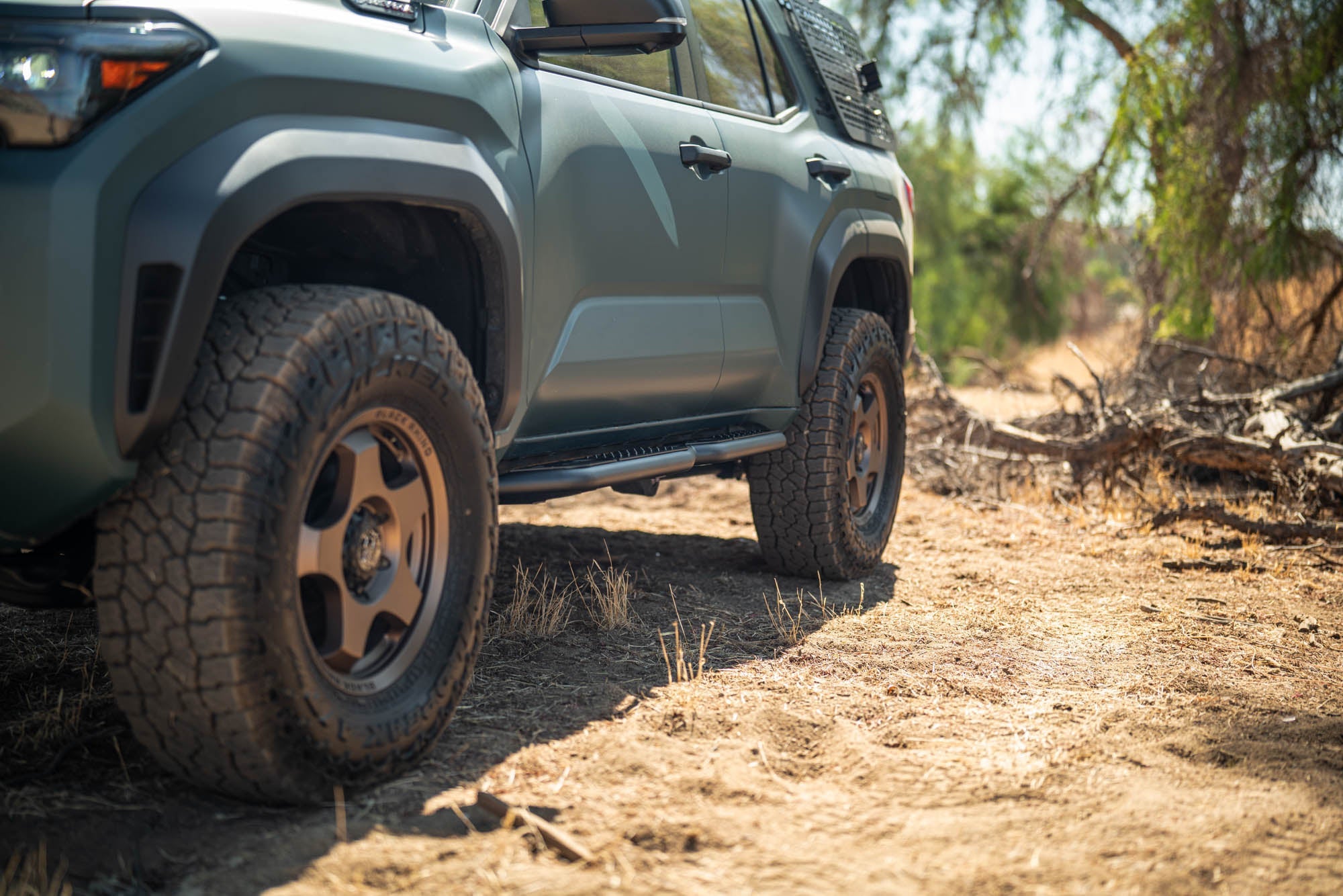 6th-gen-Toyota-4Runner-OE-Plus-Side-Steps-Installed-8 - NVMOS