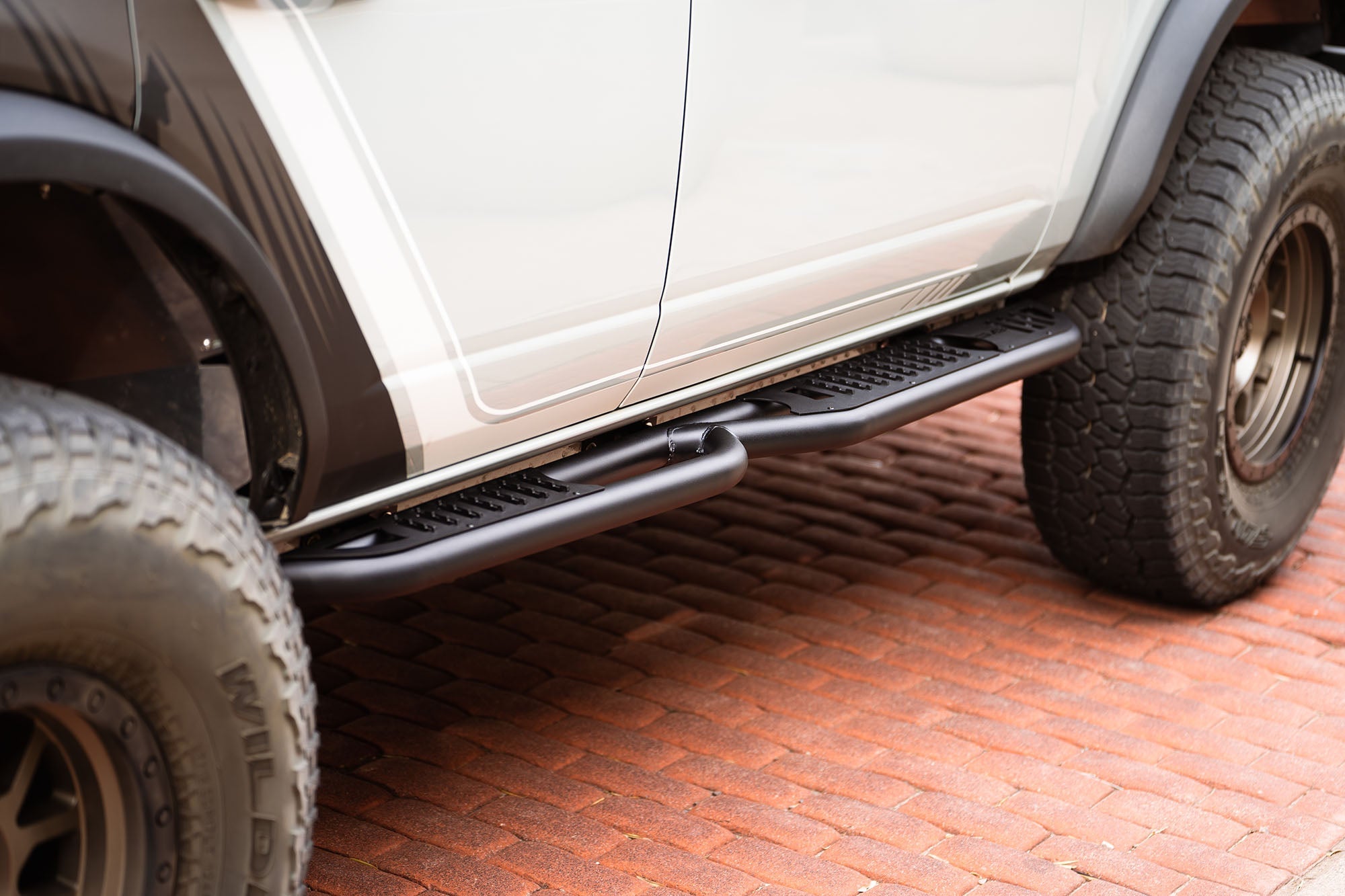 6th-gen-ford-bronco-side-steps-4 - NVMOS