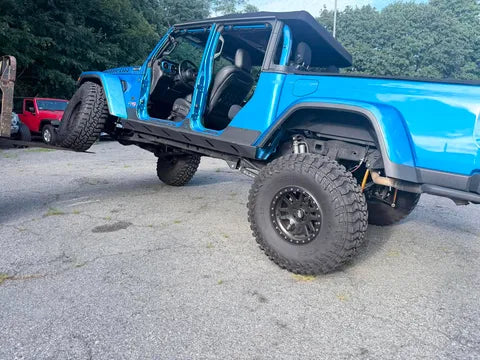 Clayton Off Road Overland+ 4.5-inch long arm lift kit for 2020+ Jeep Gladiator JT