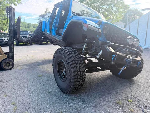 Clayton Off Road Overland+ 4.5-inch long arm lift kit for 2020+ Jeep Gladiator JT