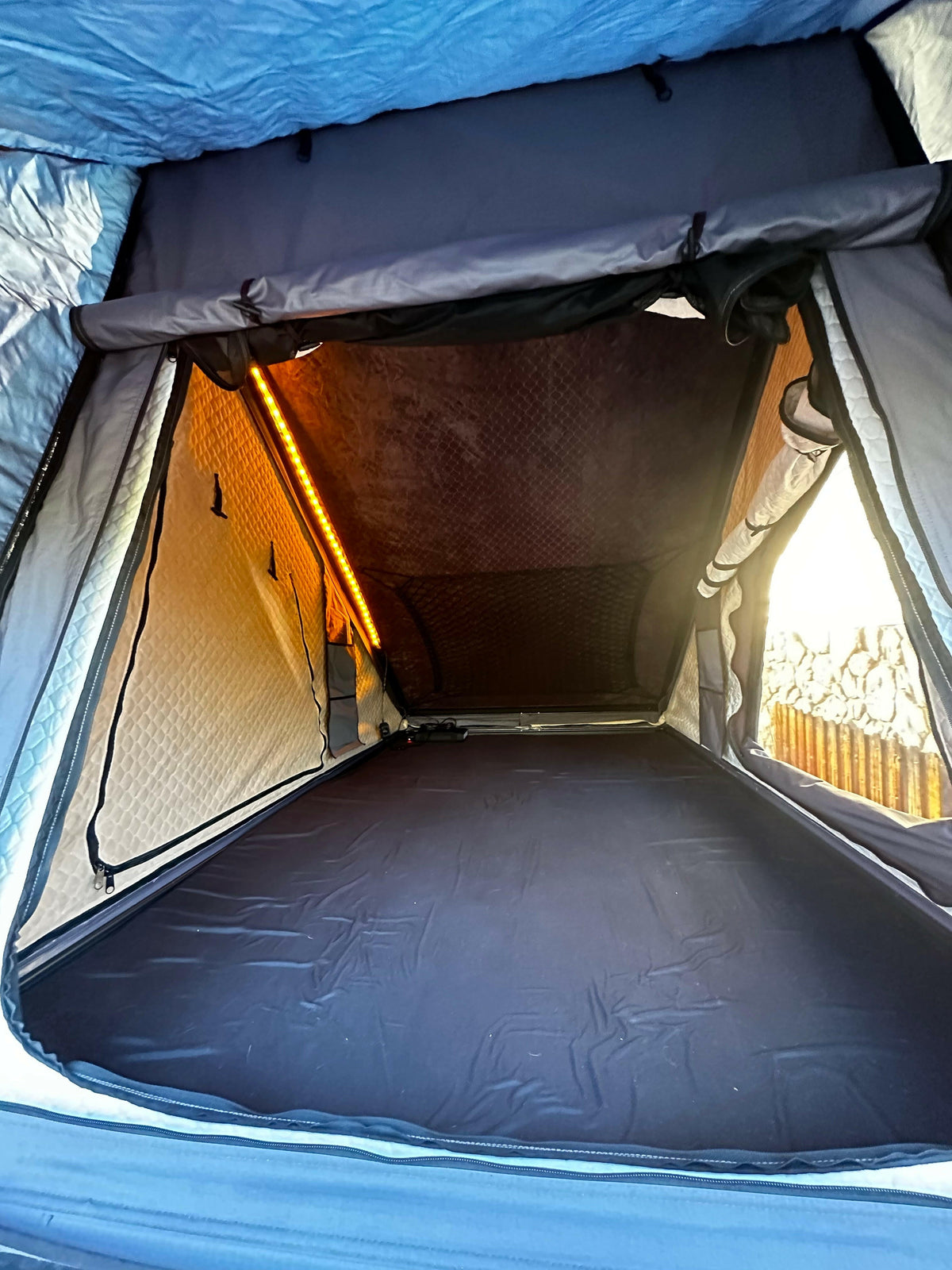 Dirtbox Overland Telurika rooftop tent insulation walls
