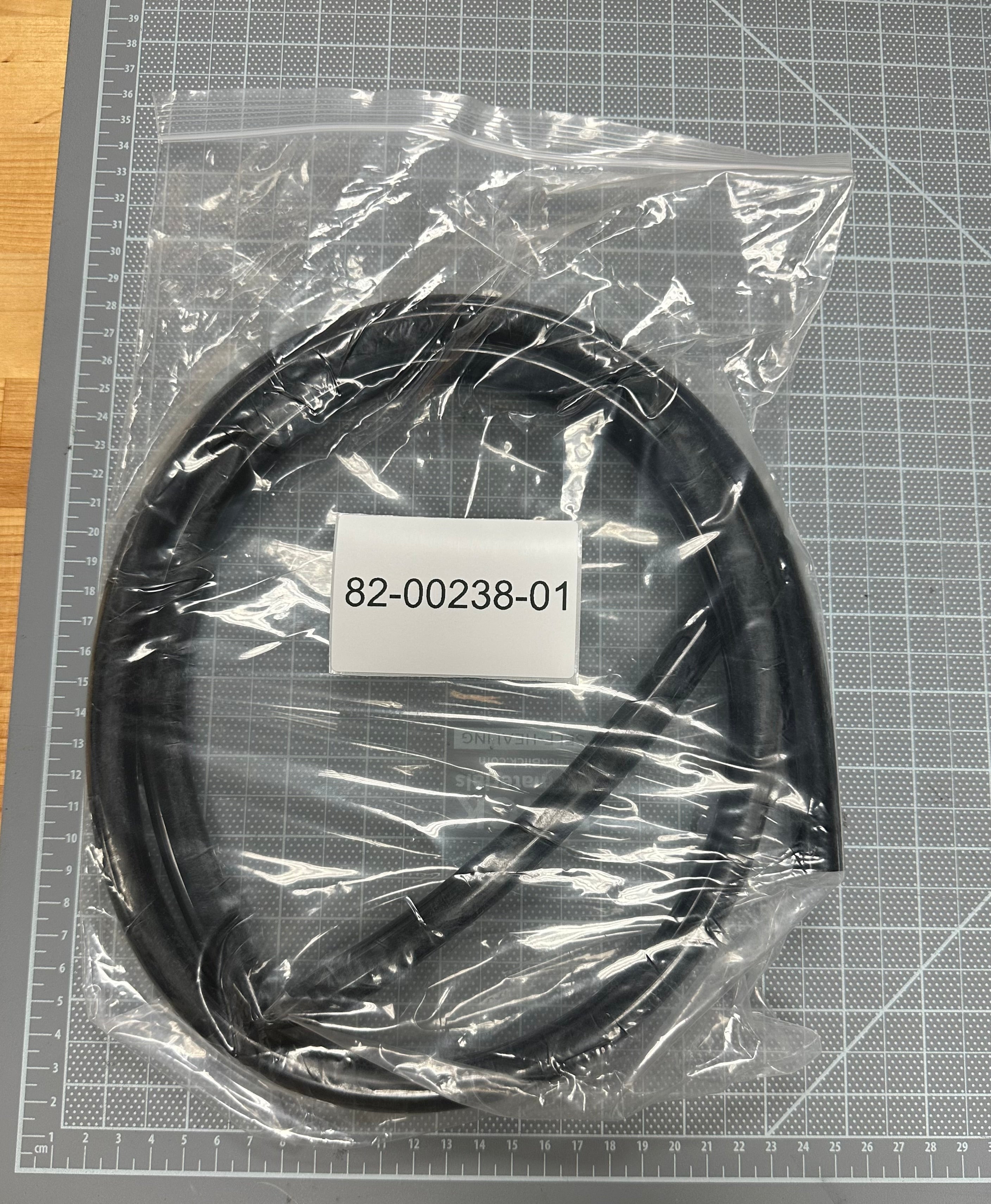ROAM SPARE PARTS - HF - 82-00022-01 | BKT, STRUT, LID, CASE