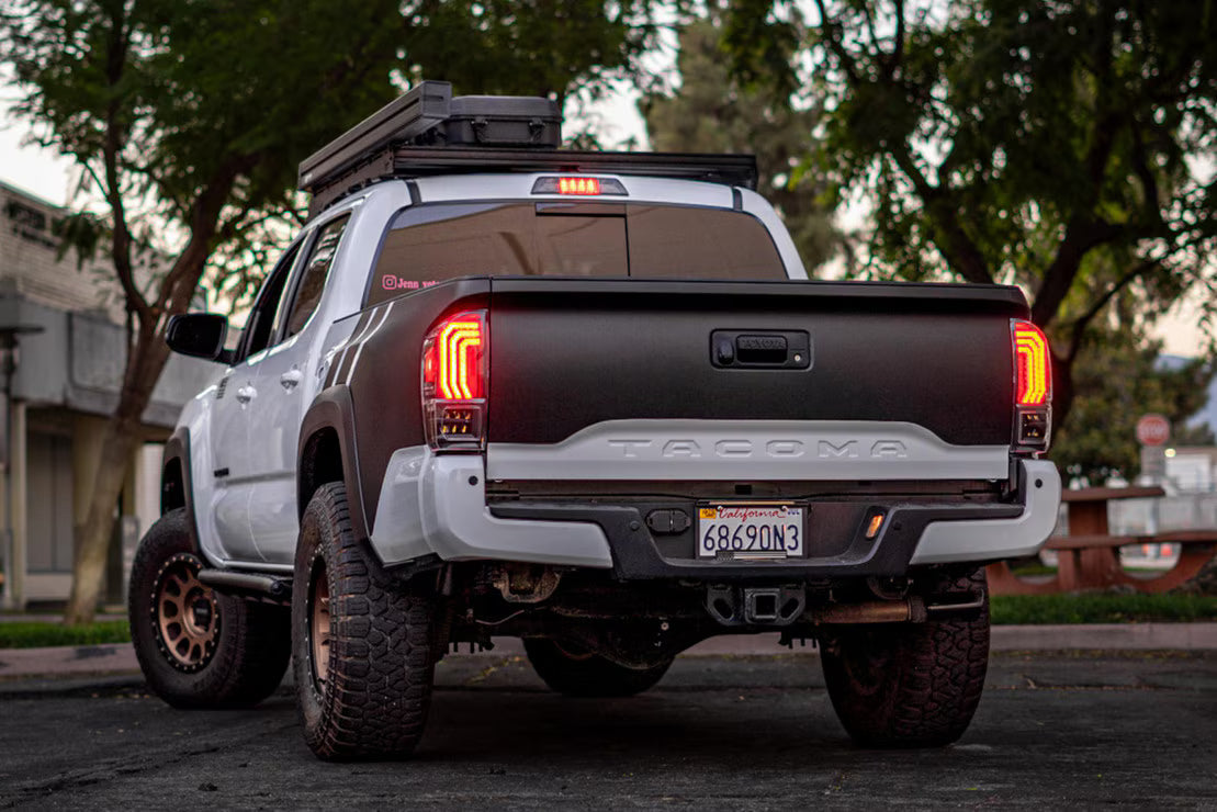Luces traseras LED Morimoto para Toyota Tacoma (2016+) XB