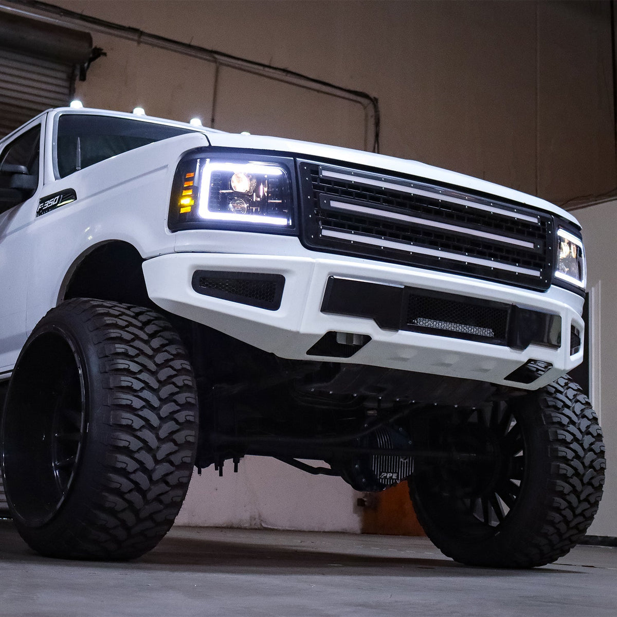 AlphaRex PRO-Series Halogen Projector Headlights for Ford F-150 / Ford Super Duty - Chrome