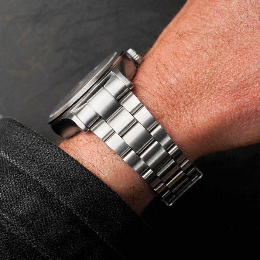 VAER A12 Dirty Dozen Watch - Swiss Automatic 36mm