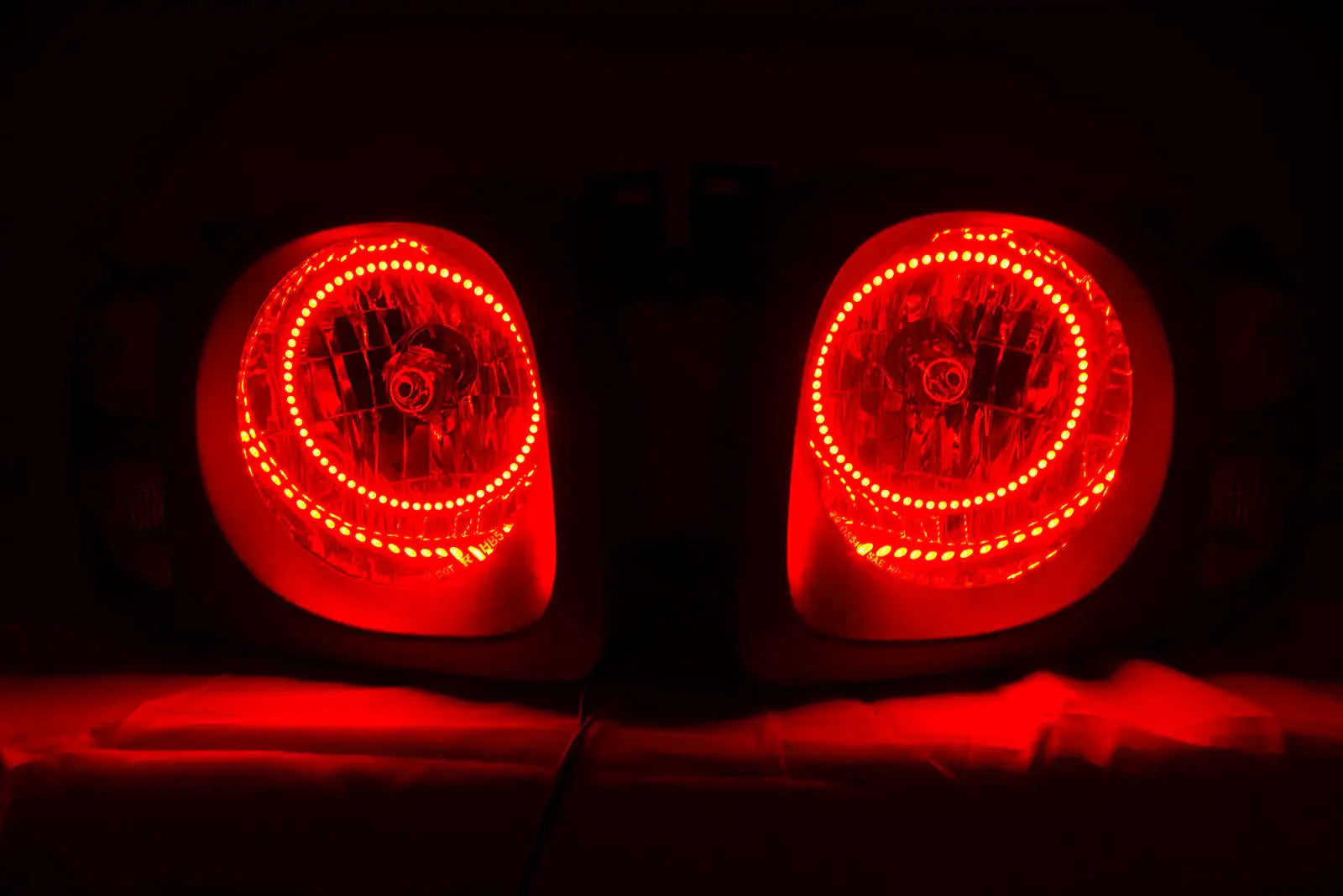 ORACLE Lighting 2002-2004 Nissan Xterra LED Headlight Halo Kit