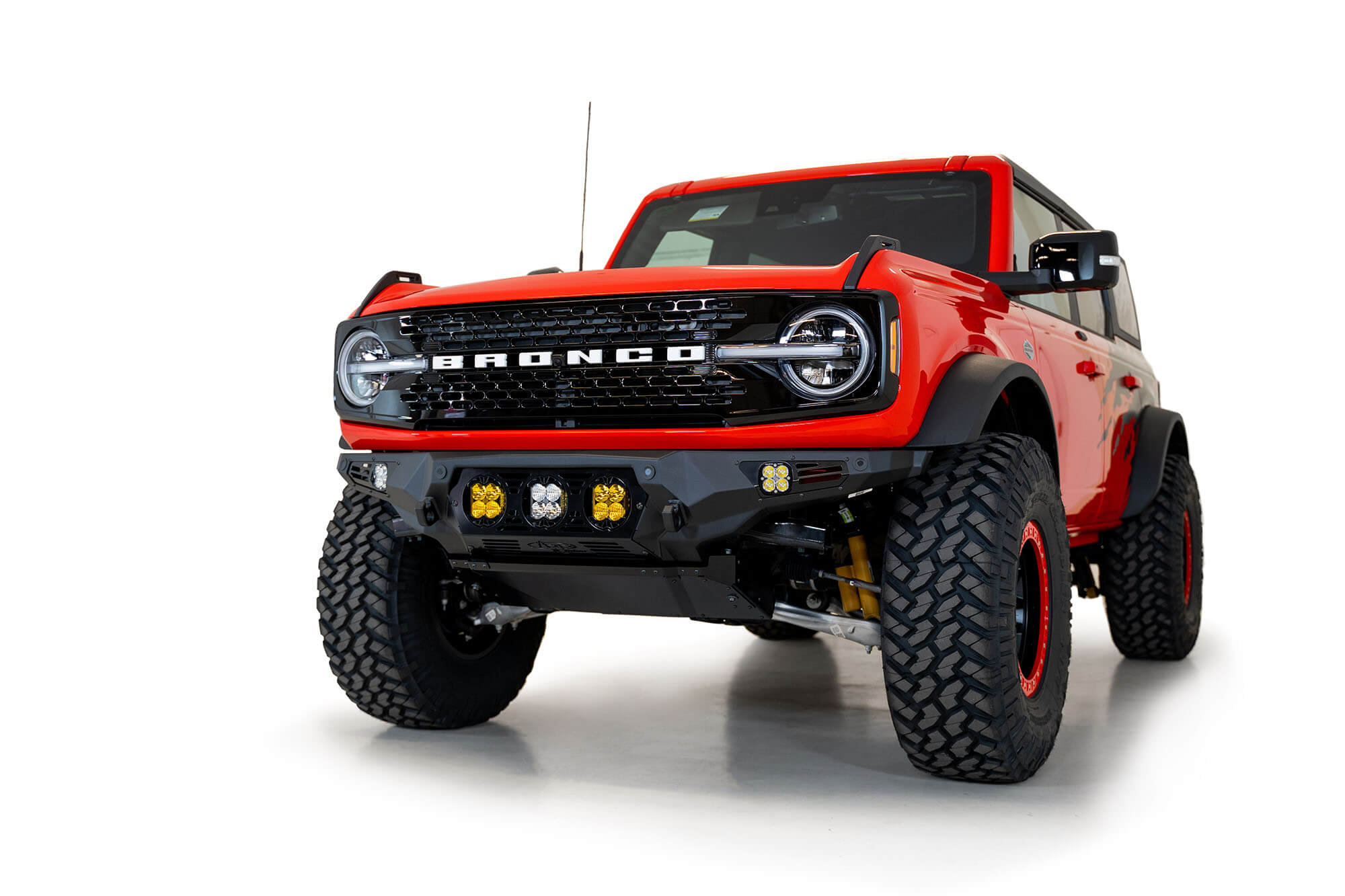 Aftermarket-Bronco-Front-Bumper_42ca9094-652d-486d-b693-2f68ce4e4904 - NVMOS