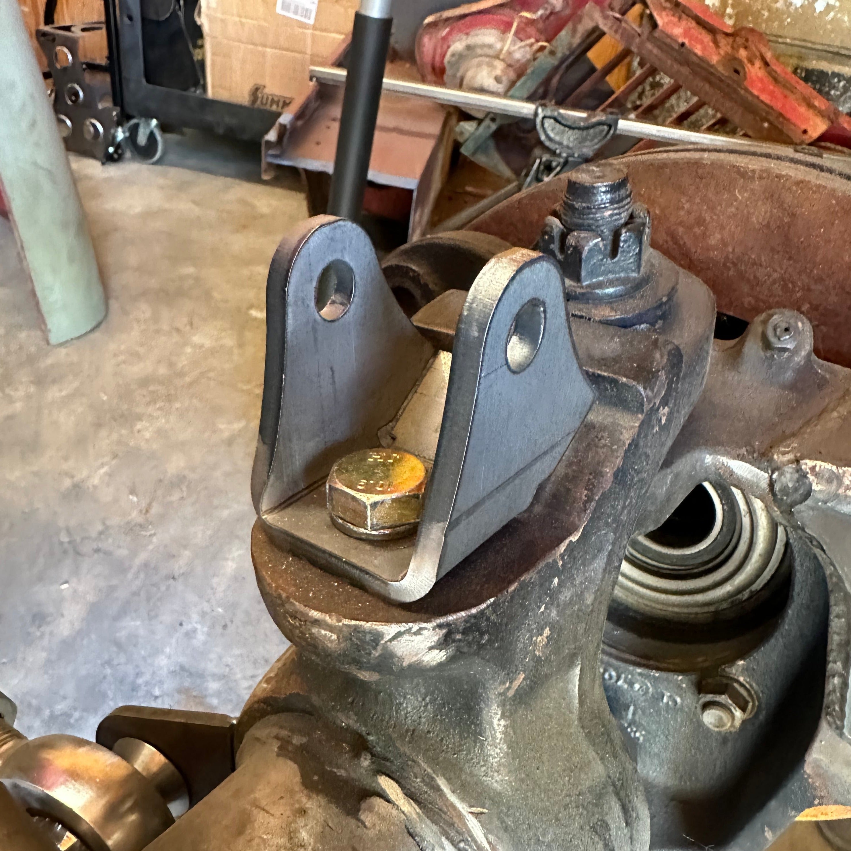 Ford Super Duty 2005+ ORI Strut Shock Mount Brackets