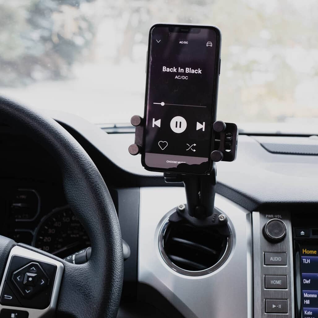 Best_Overland_Phone_mount_for_Toyota_Tundra_-_Hondo_Garage - NVMOS