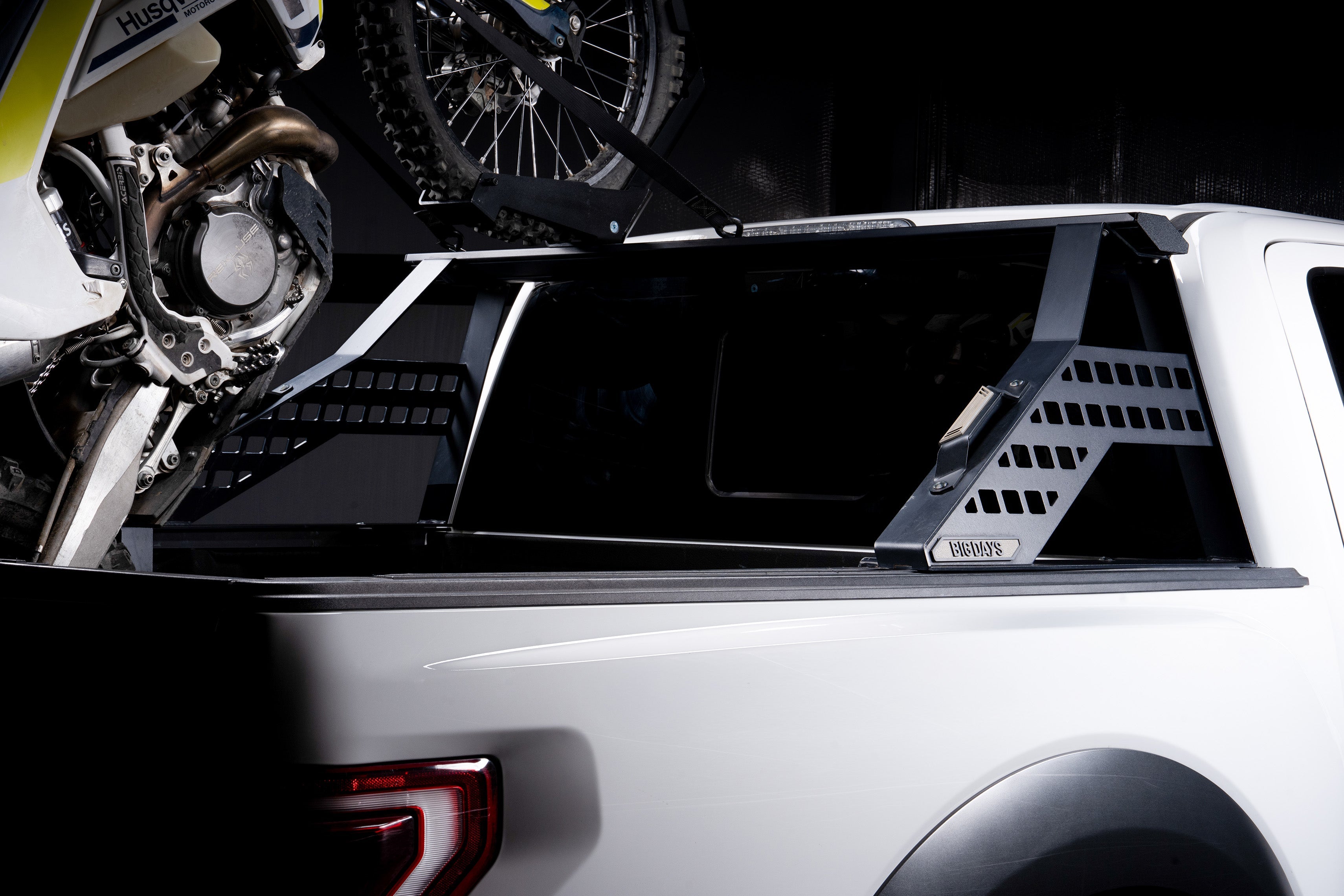 Motorcycle Mount (Lower Basket ONLY)