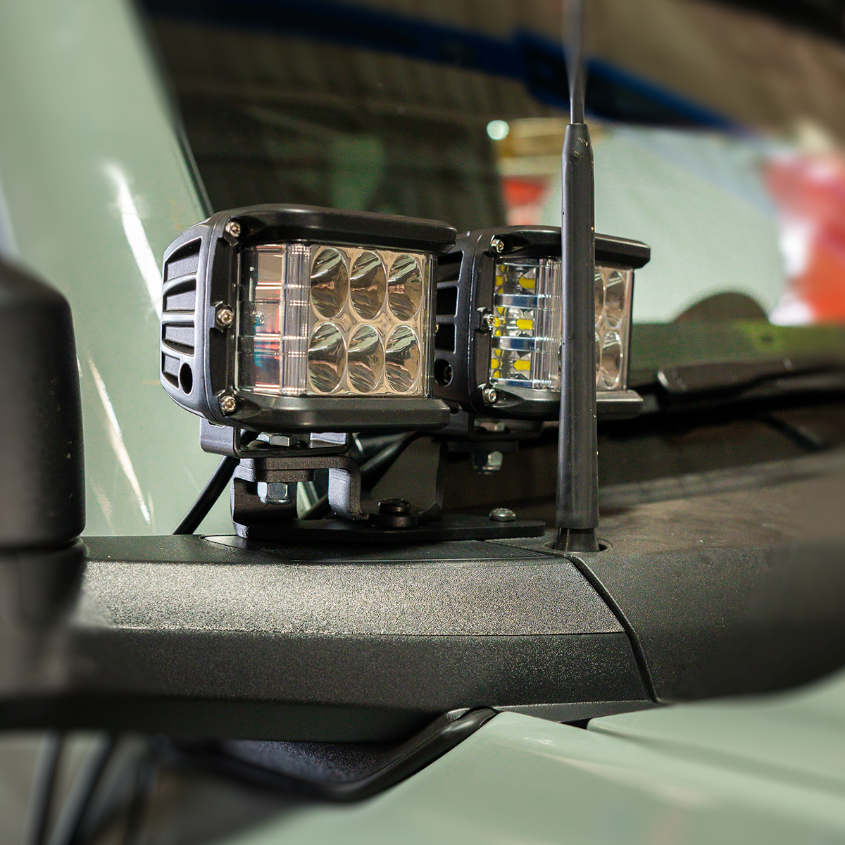 Bronco-Ditch-Light-Mount_03 - NVMOS