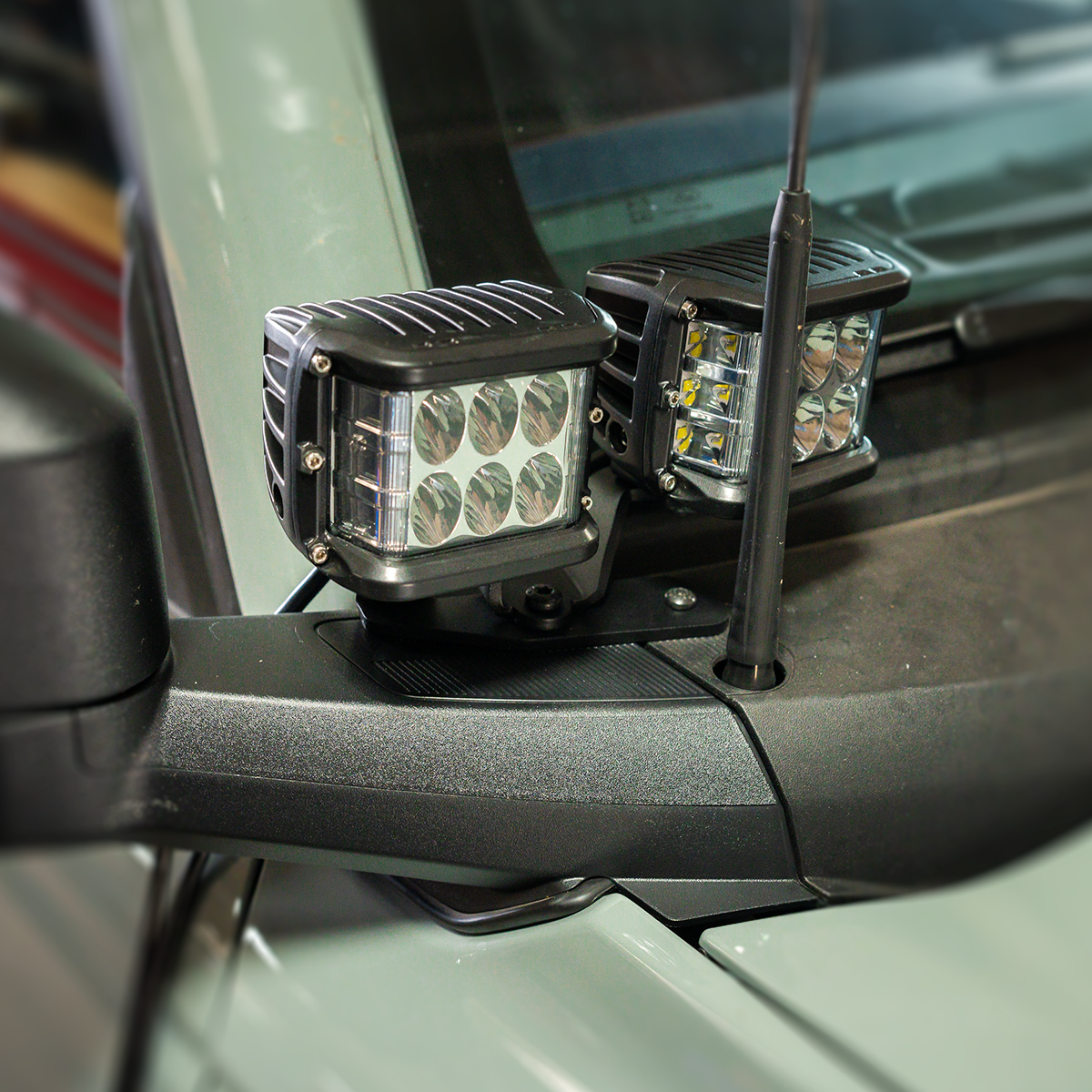 Bronco-Ditch-Light-Mount_04 - NVMOS
