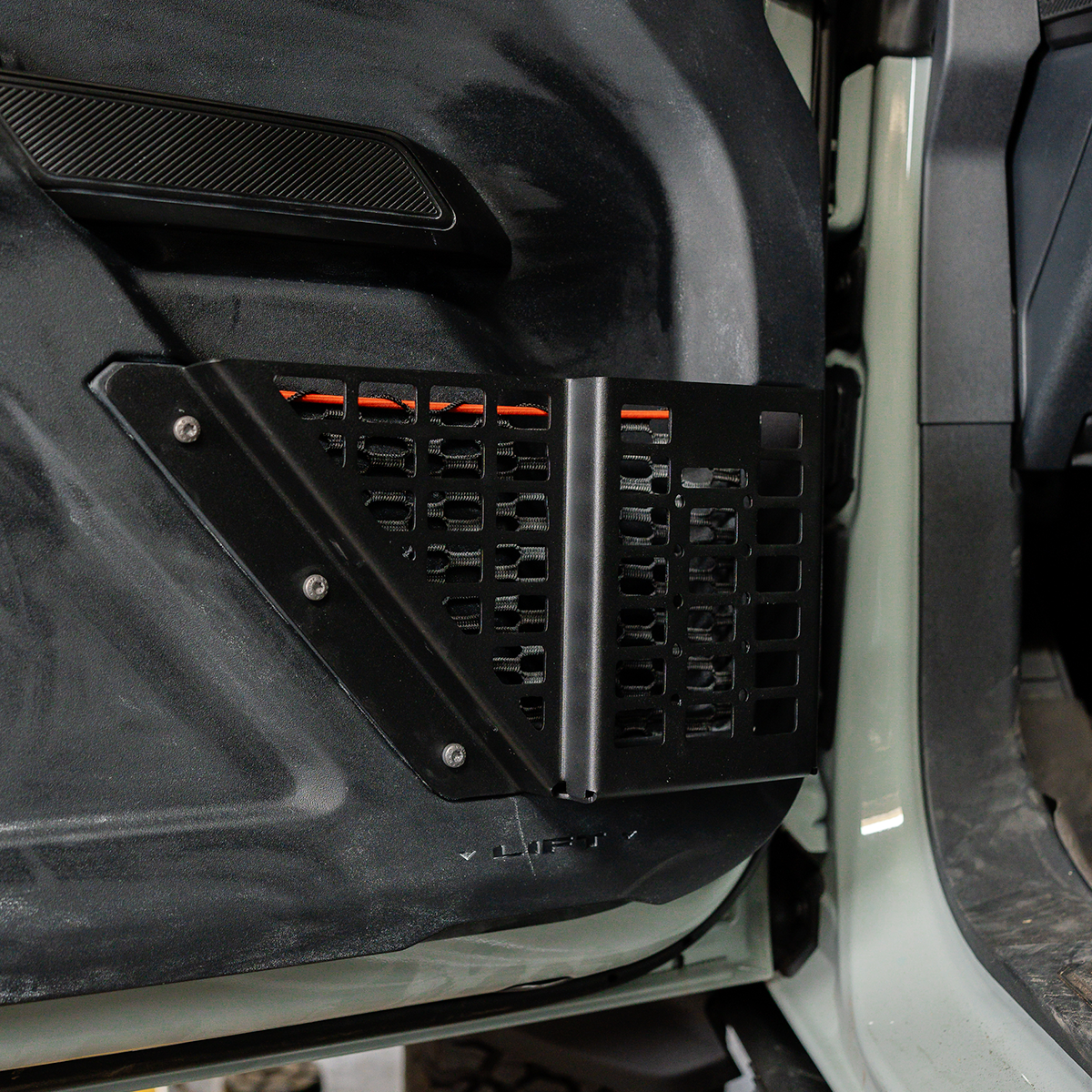 Bronco-Front-Door-Molle-Basket-06 - NVMOS