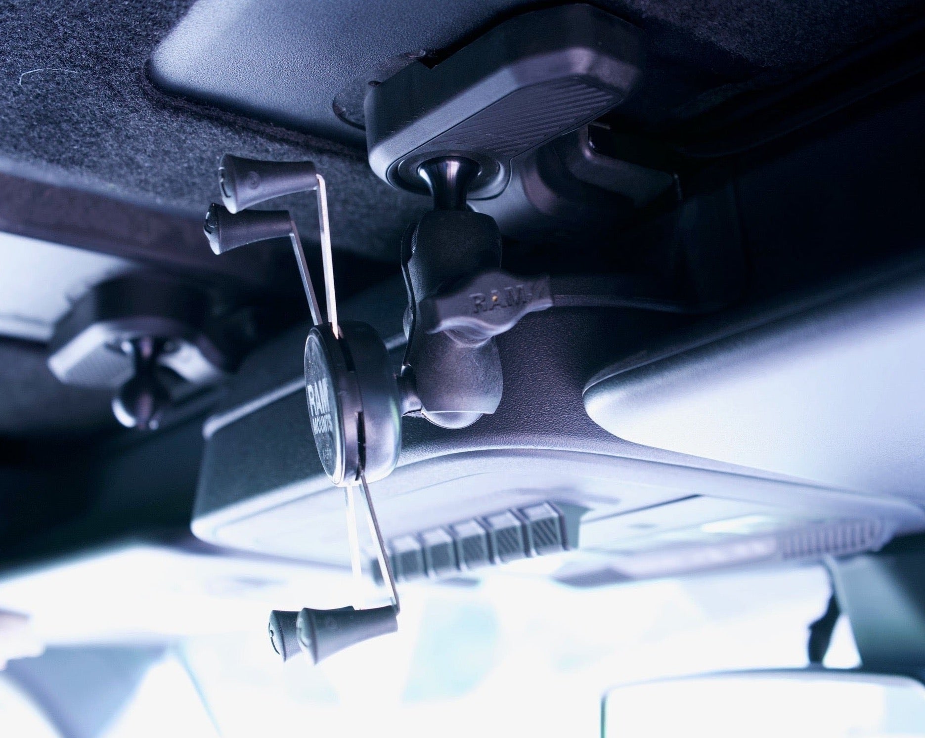 Bronco_1_Freedom_Panel_Ball_Mount_with_X-Grip_Only - NVMOS