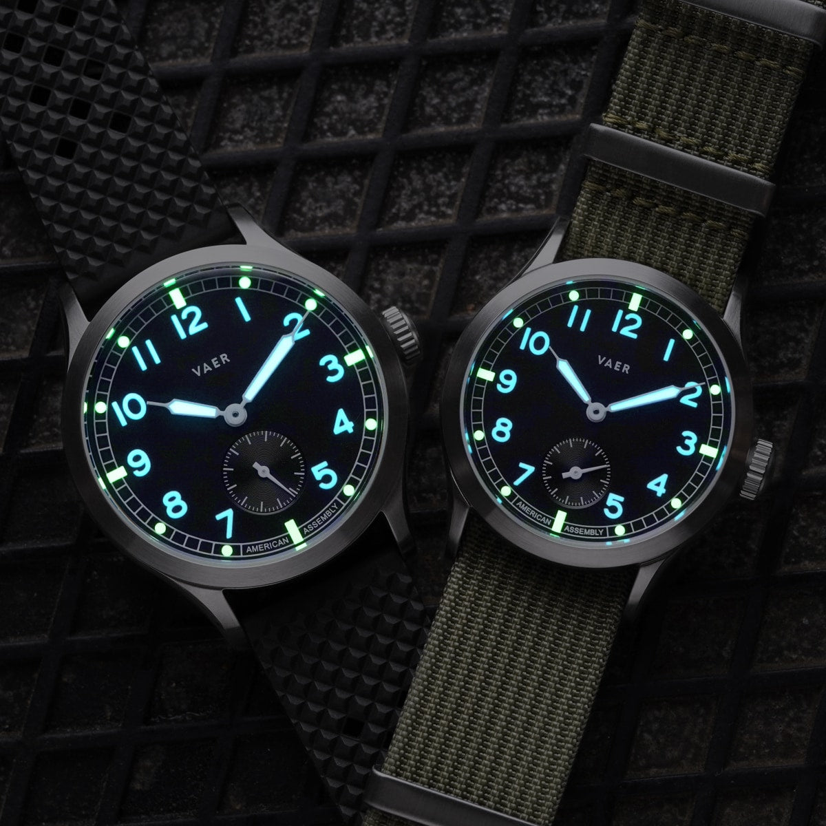 VAER C3 Dirty Dozen Field Watch - 36mm Ameriquartz