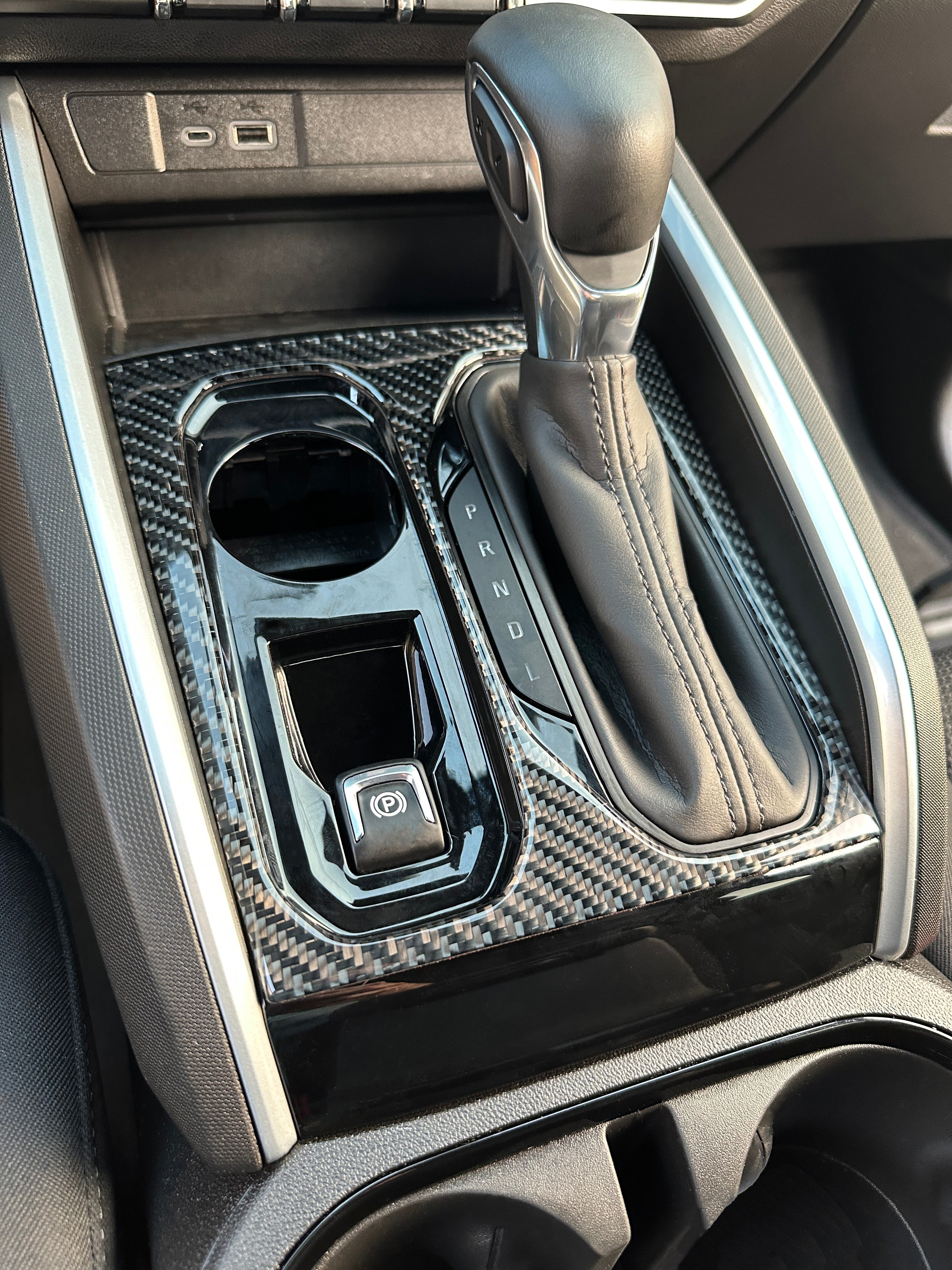 Center Console Accent Trim Fits 2023-2026 Chevrolet Colorado & GMC Canyon