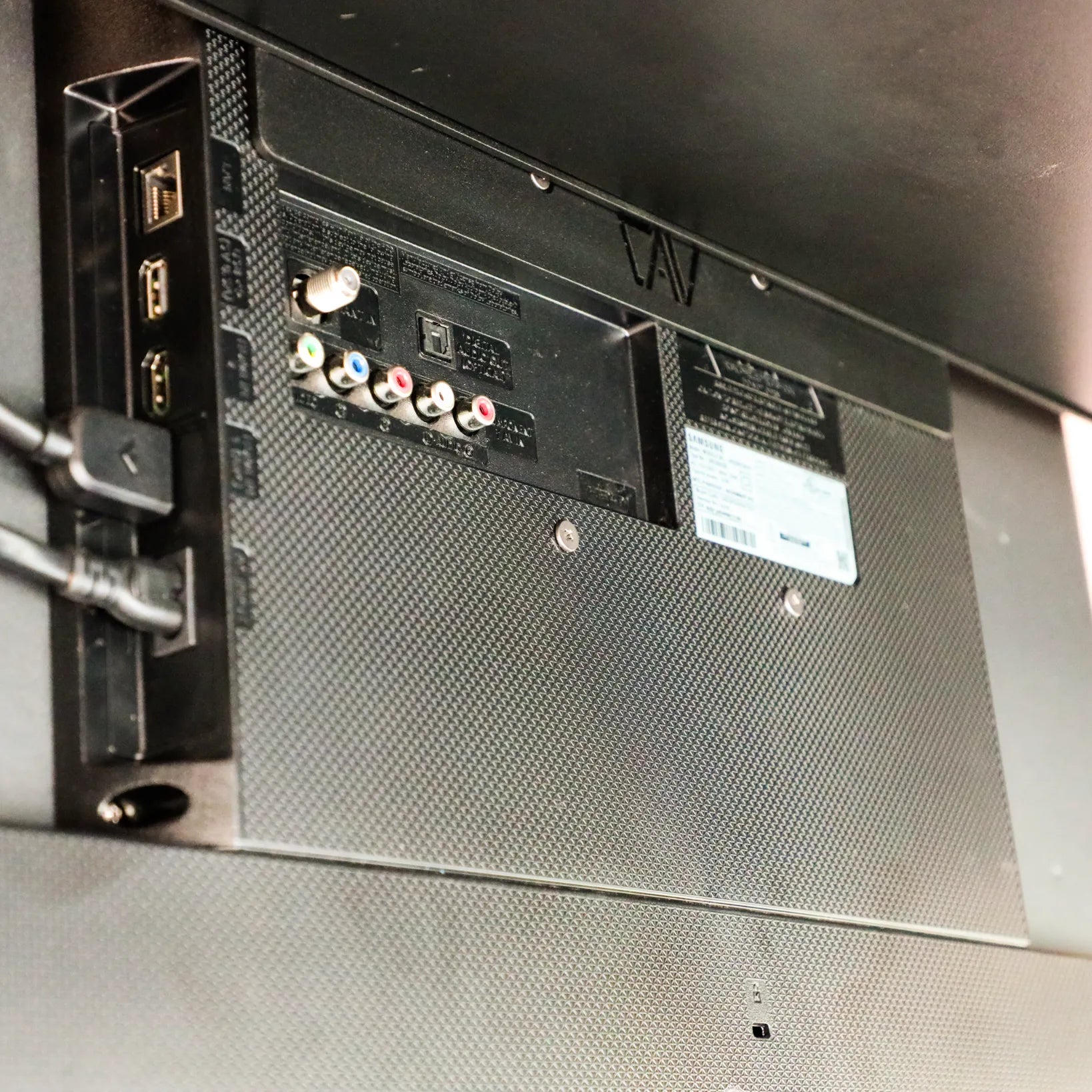 CabShelfTVBracket-2_ea78d743-cbdb-4adb-9848-5969b9965aca - NVMOS
