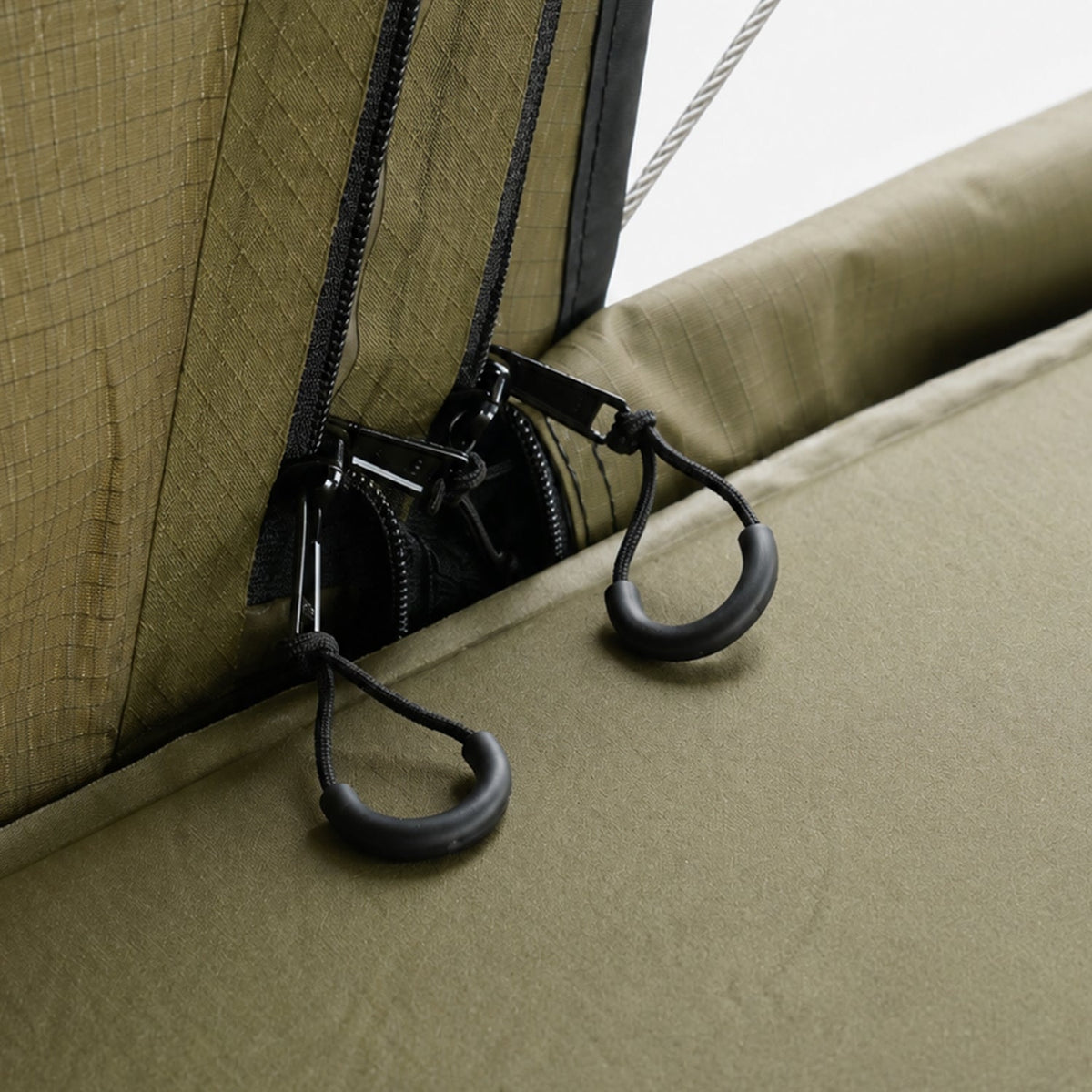 Inspired Overland Carbonlite Mini rooftop tent for universal fit