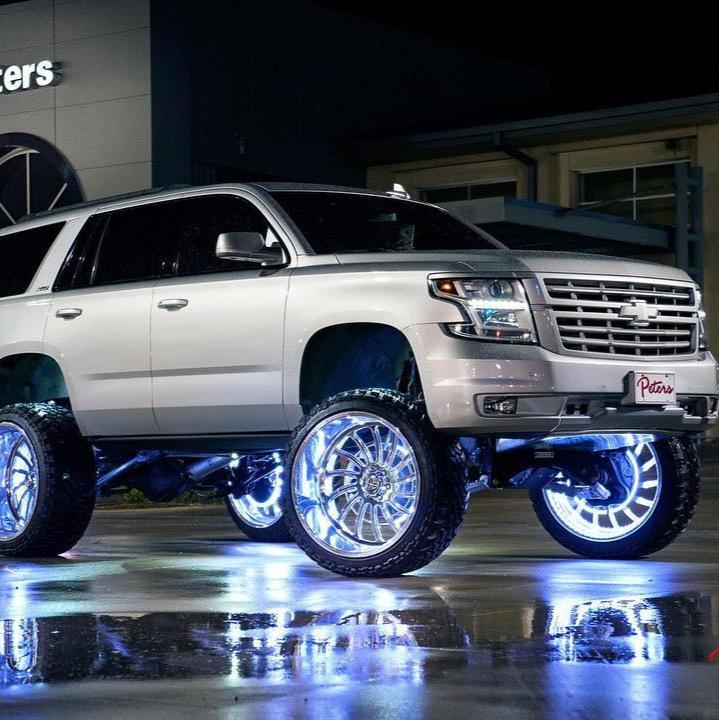 Chevy_Tahoe_peters_elite_autosports_White_Wheel_Rings_ac8203c4-1fb7-4d6b-89fa-60f12f232b15 - NVMOS
