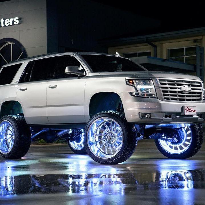 Chevy_Tahoe_peters_elite_autosports_White_Wheel_Rings_e84d3d0c-1cb0-4ca2-8875-371c78cf5317 - NVMOS