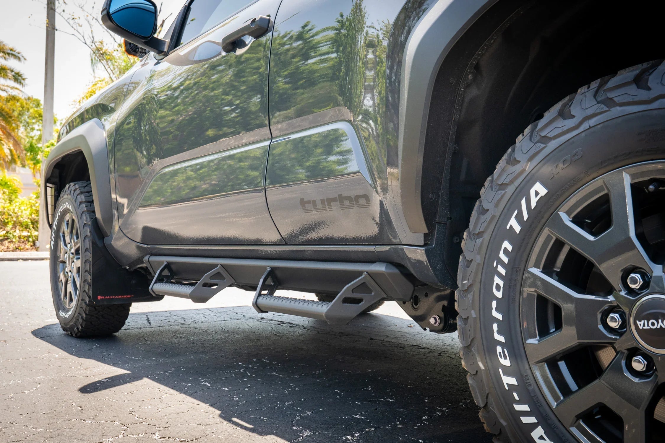 Turbo Retro Style Graphic Fender Decals (Pair) - Universal