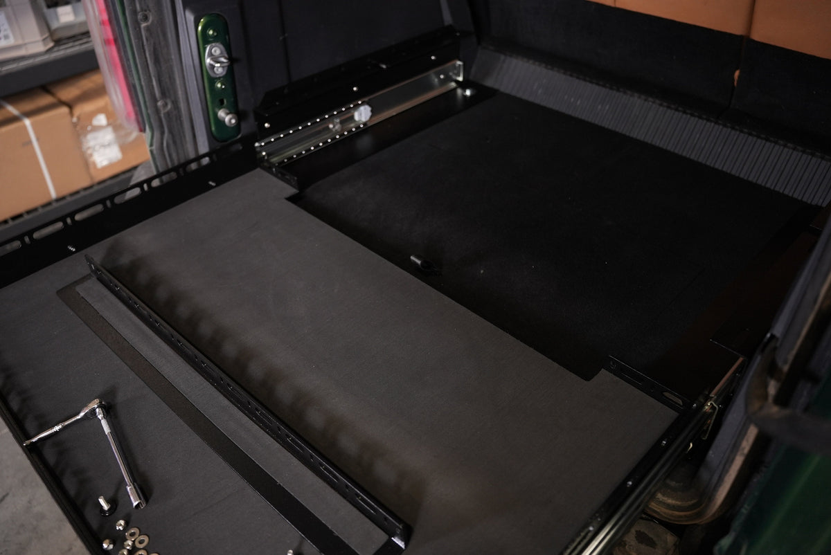 Diabolical Inc Bronco Slide Floor 2.0, locking slides
