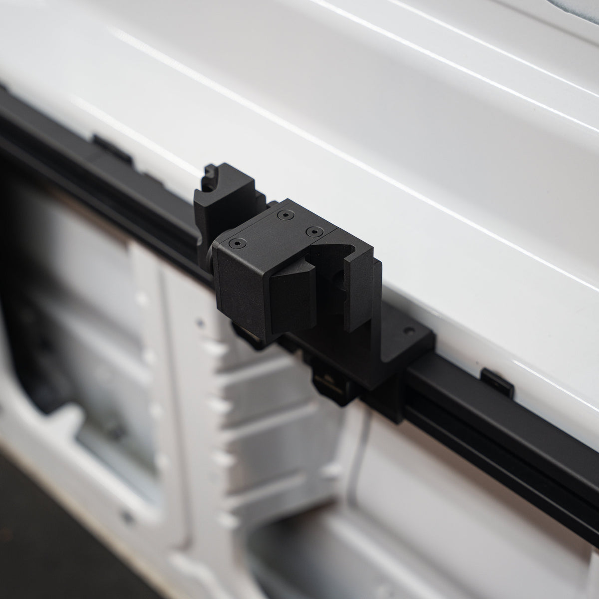 Integral Truck Stack Lock for Ford Transit Van Integral Rail