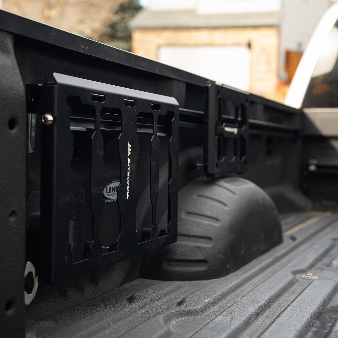 Integral Truck Rails + Tie-down Cleats - Ford Super Duty 2017+