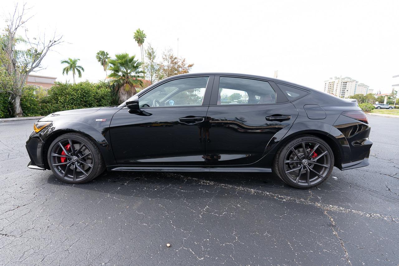 3D Carbon C Pillar Overlay - 2023+ Integra / 2022+ Civic