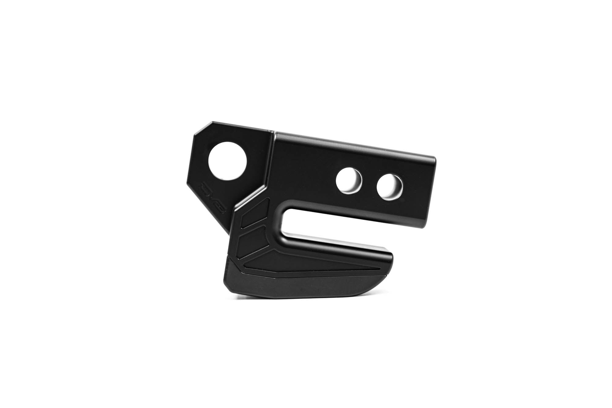 DV8-Xtract-Hitch-Skid-Plate-Black-2 - NVMOS