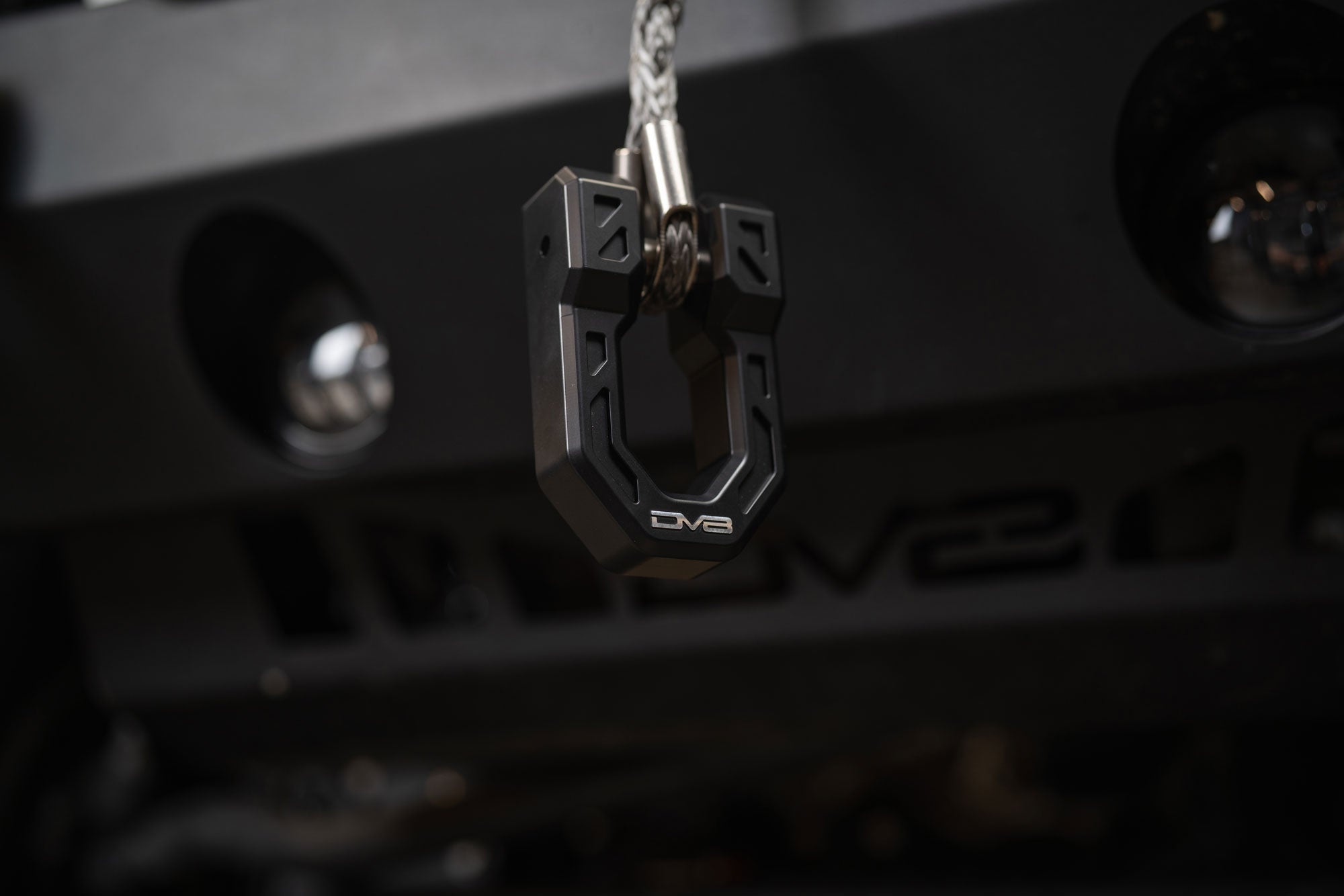 DV8-Xtract-Winch-Fairlead-Closed-System-Installed-4 - NVMOS