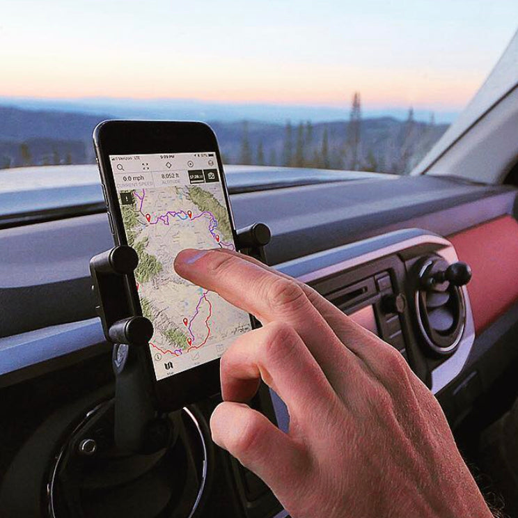 Hondo Garage Toyota Tundra Phone Mounting Bundle