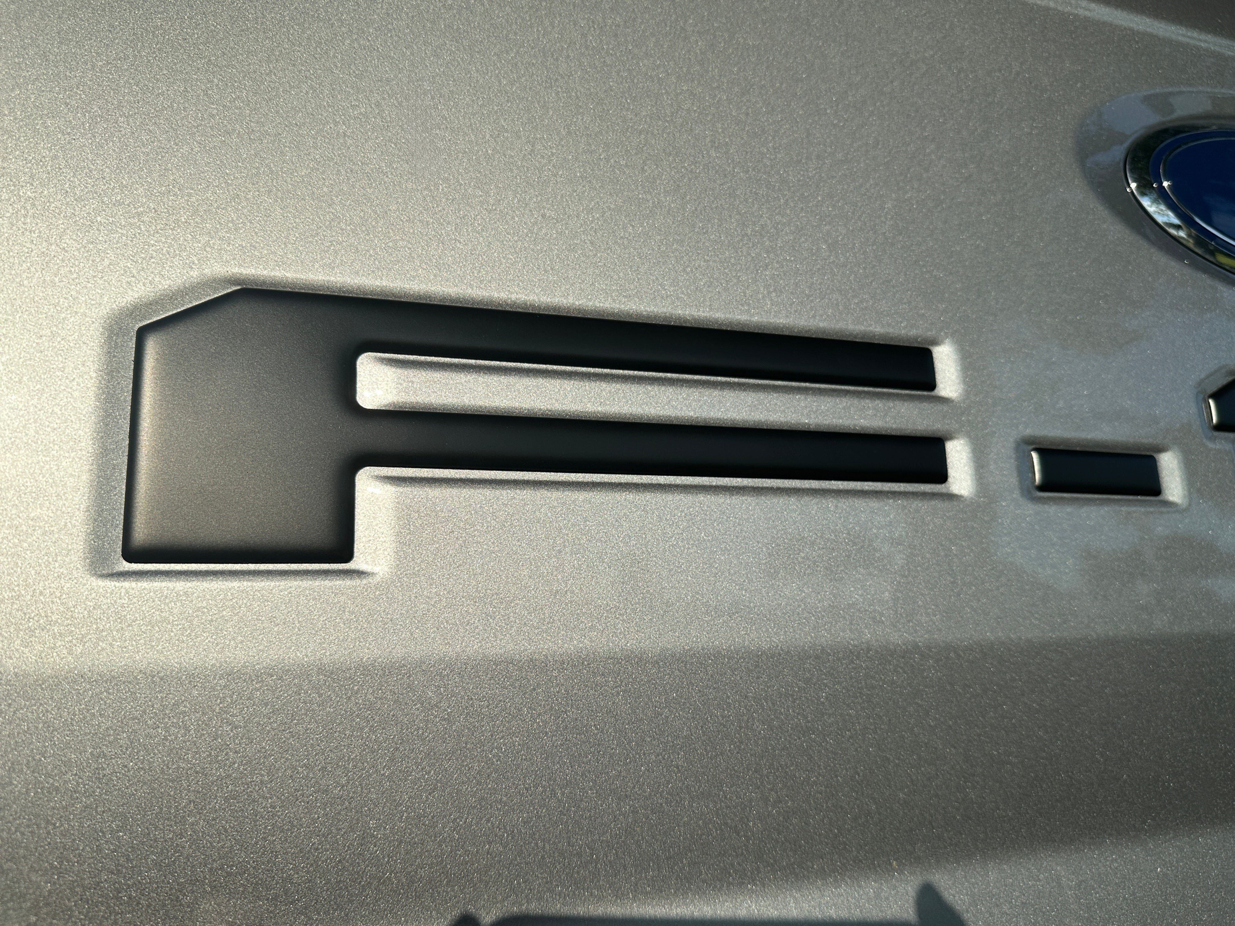 FRD043-BLK-MCloseUp - NVMOS