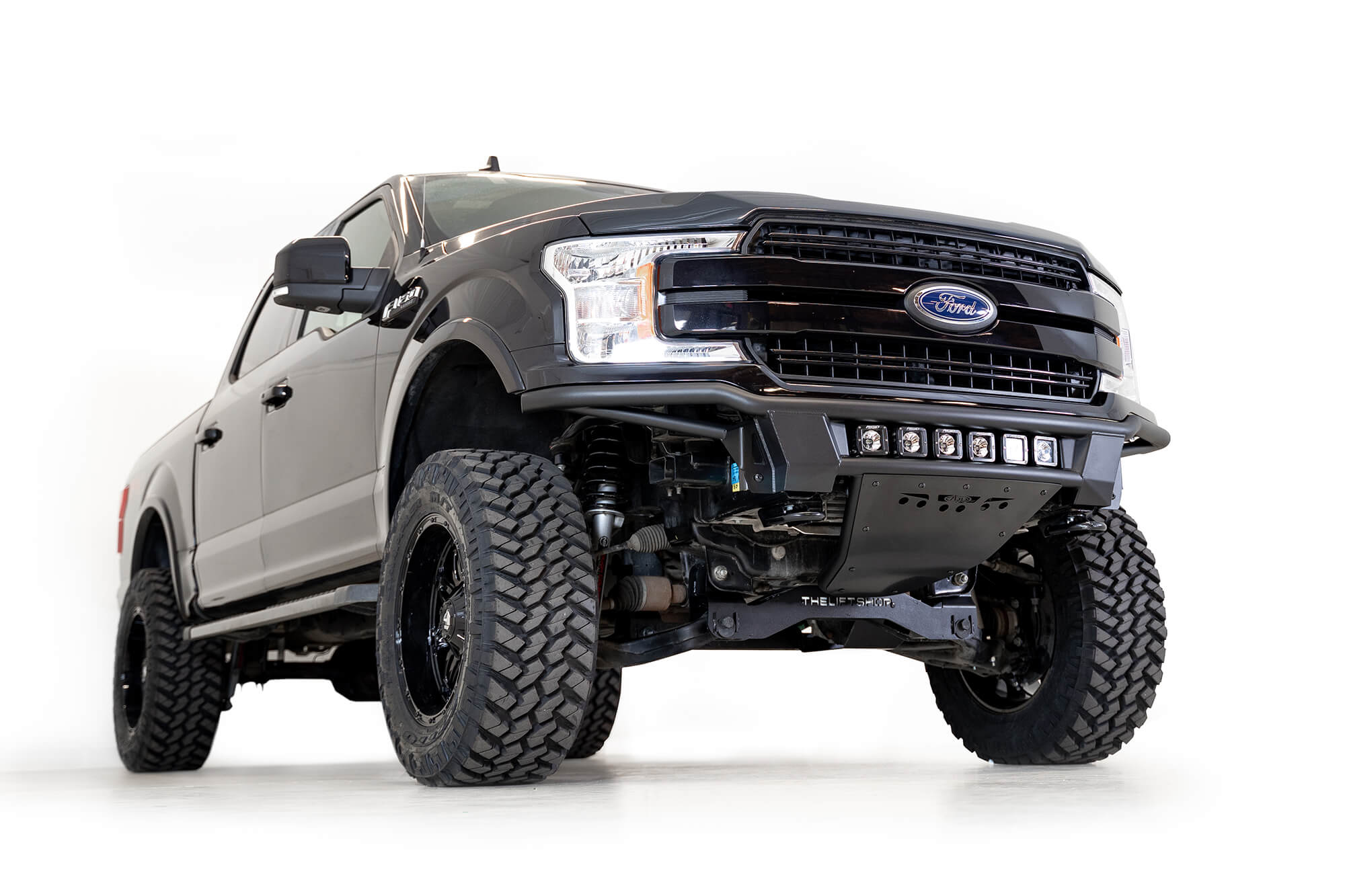 Ford-F150-custom-front-bumper_86d34d3f-6cdd-417c-b930-2d690e2dd77b - NVMOS