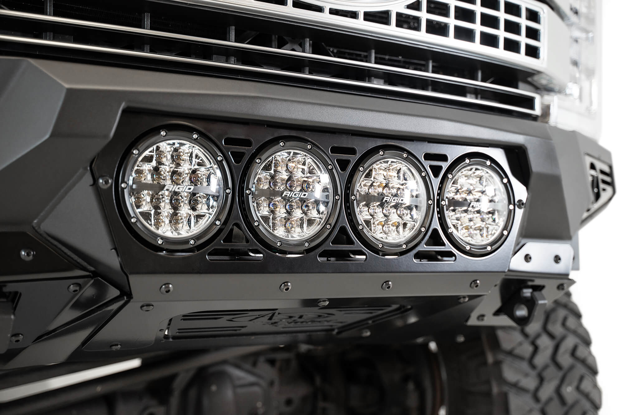 Ford-F250-custom-front-bumper_5b94d9d7-7aa2-47f3-81da-bb24e444374d - NVMOS